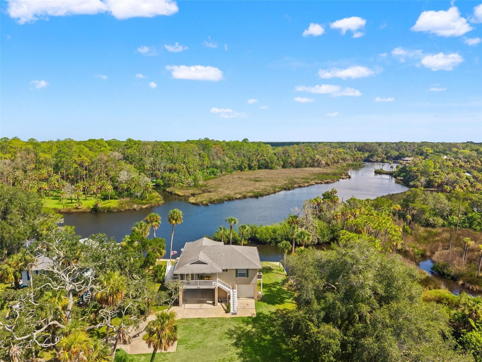 Single Family Residence at 5350 FELKER DR, WEEKI WACHEE, photo 2 of 42