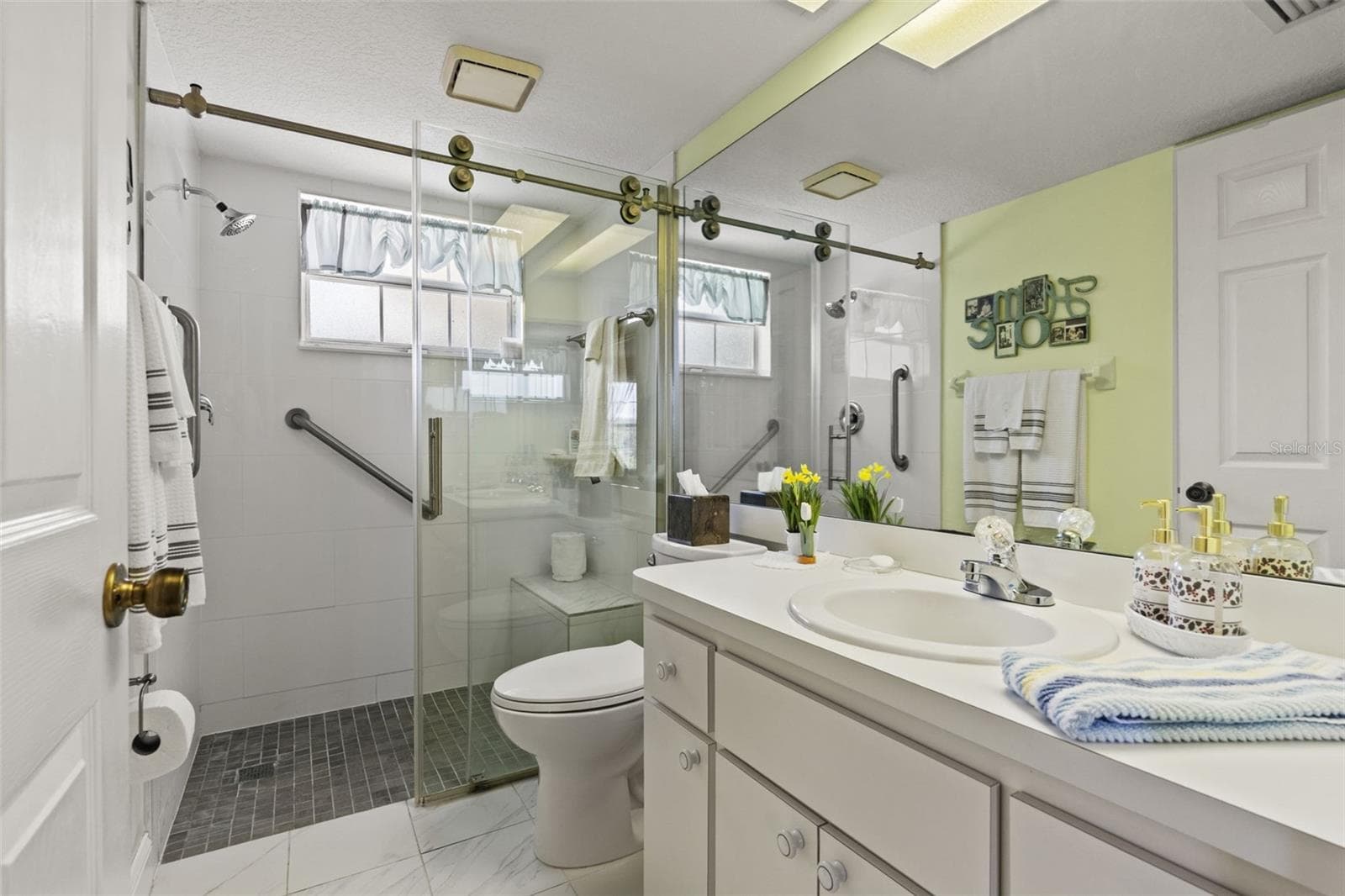 Single Family Residence at 5350 FELKER DR, WEEKI WACHEE, photo 18 of 42