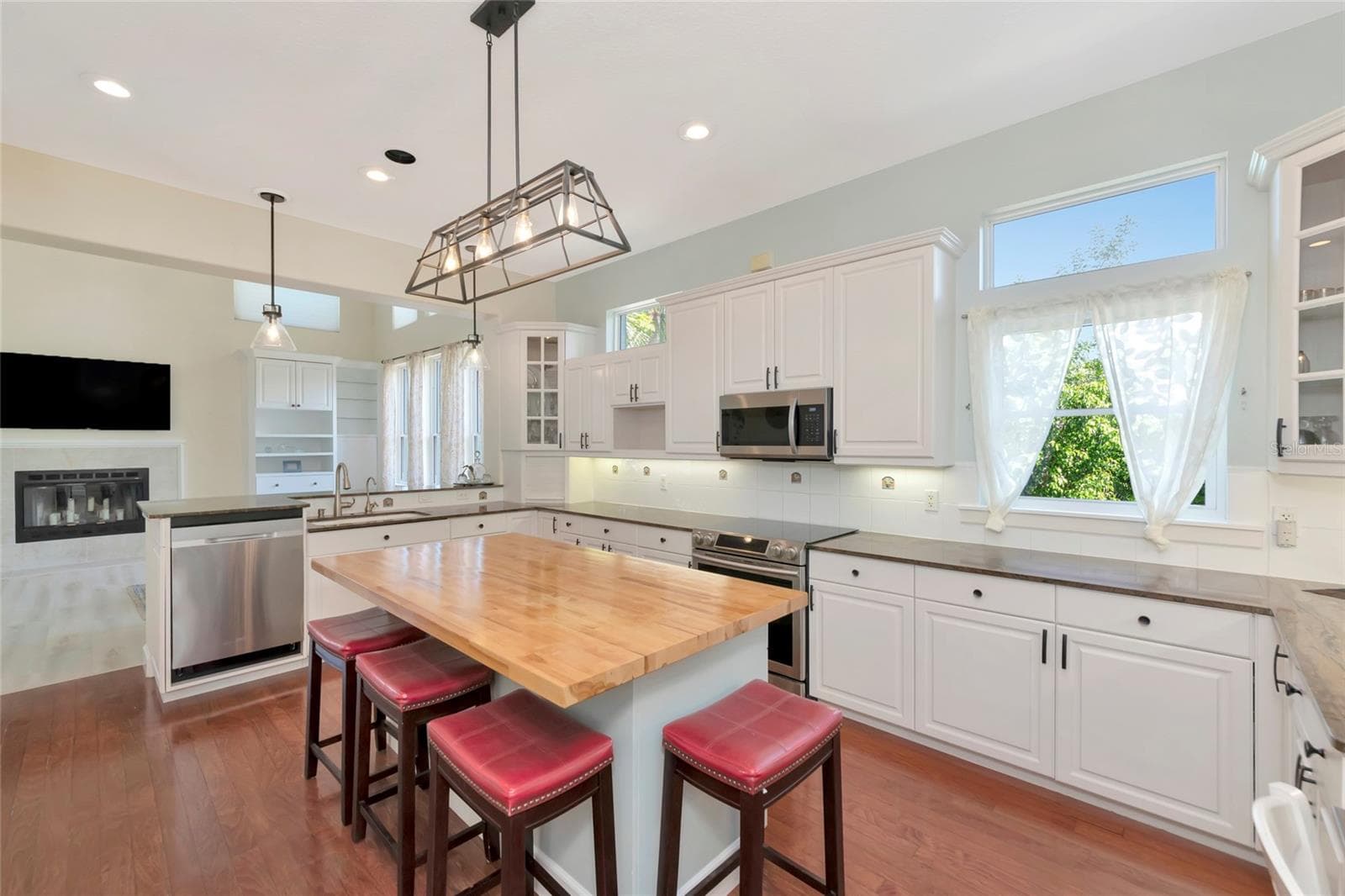 Single Family Residence at 5334 CALLE FLORIDA, SARASOTA, photo 17 of 58