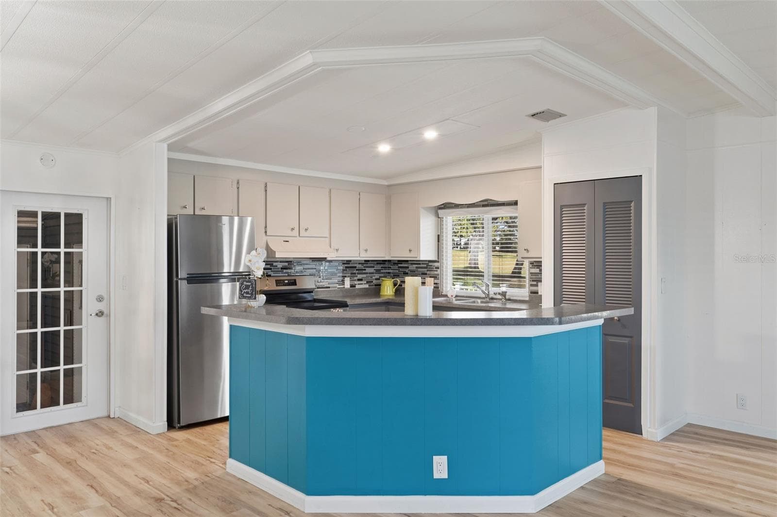 Kitchen Island - 7713 MORIAH AVE, BROOKSVILLE