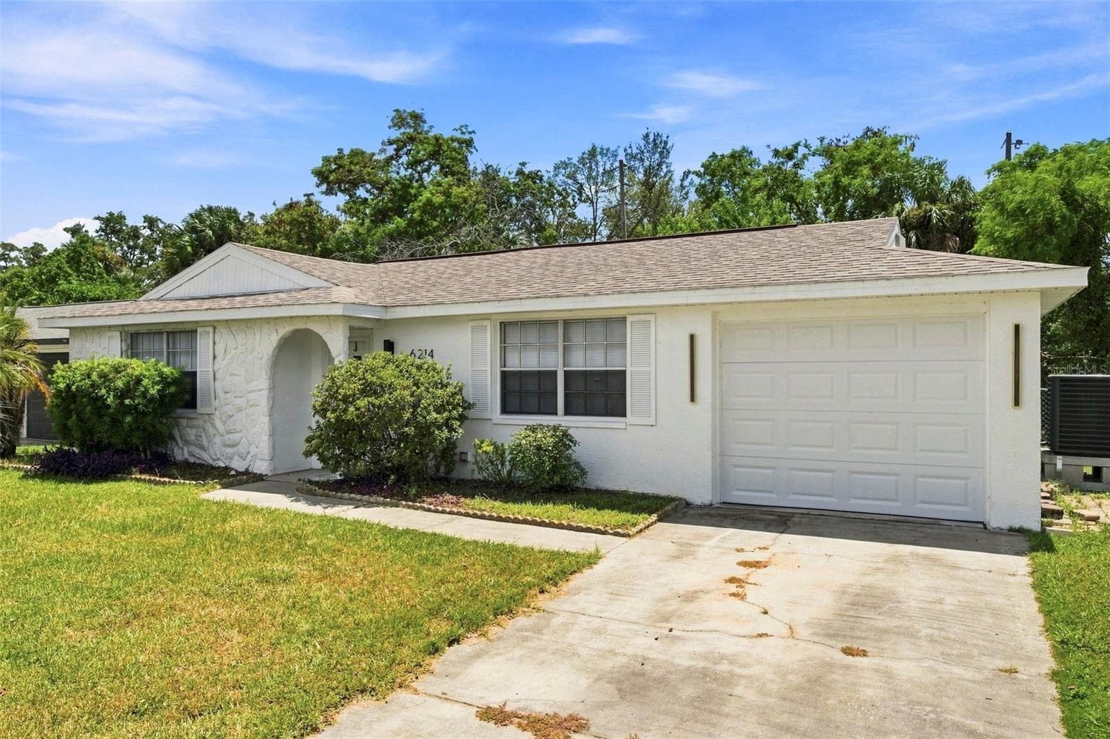 6214 WESTPORT DR