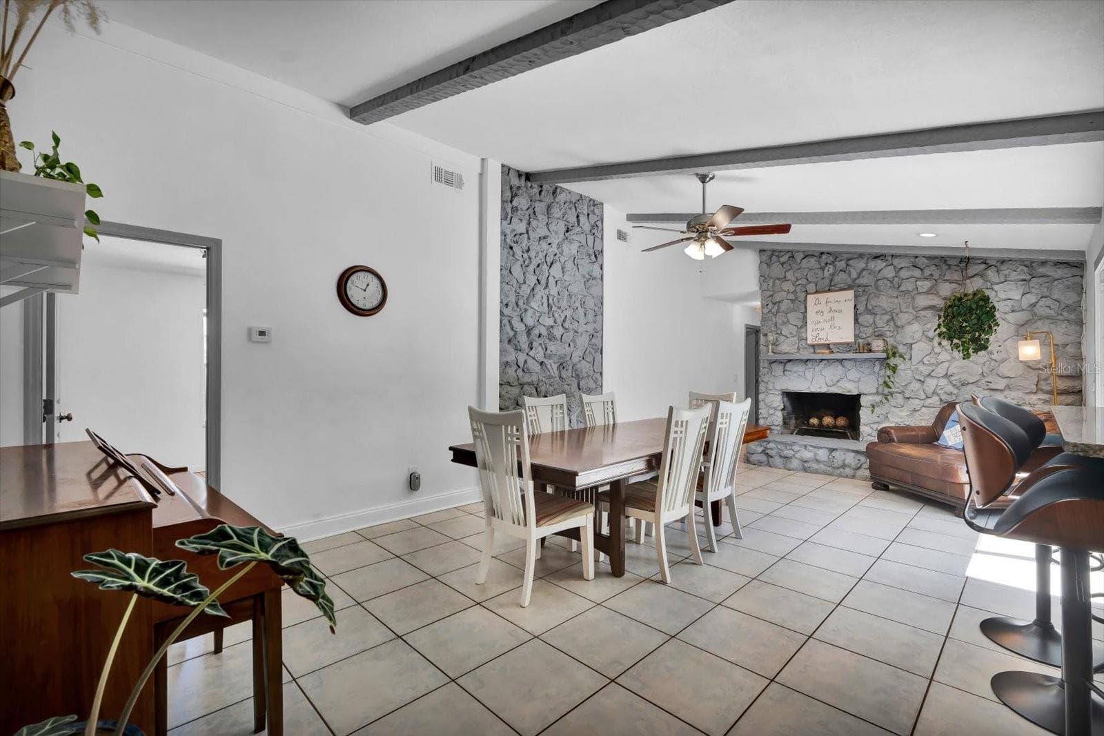 Single Family Residence at 245 COUNTRY CIRCLE DR E, PORT ORANGE, photo 6 of 49