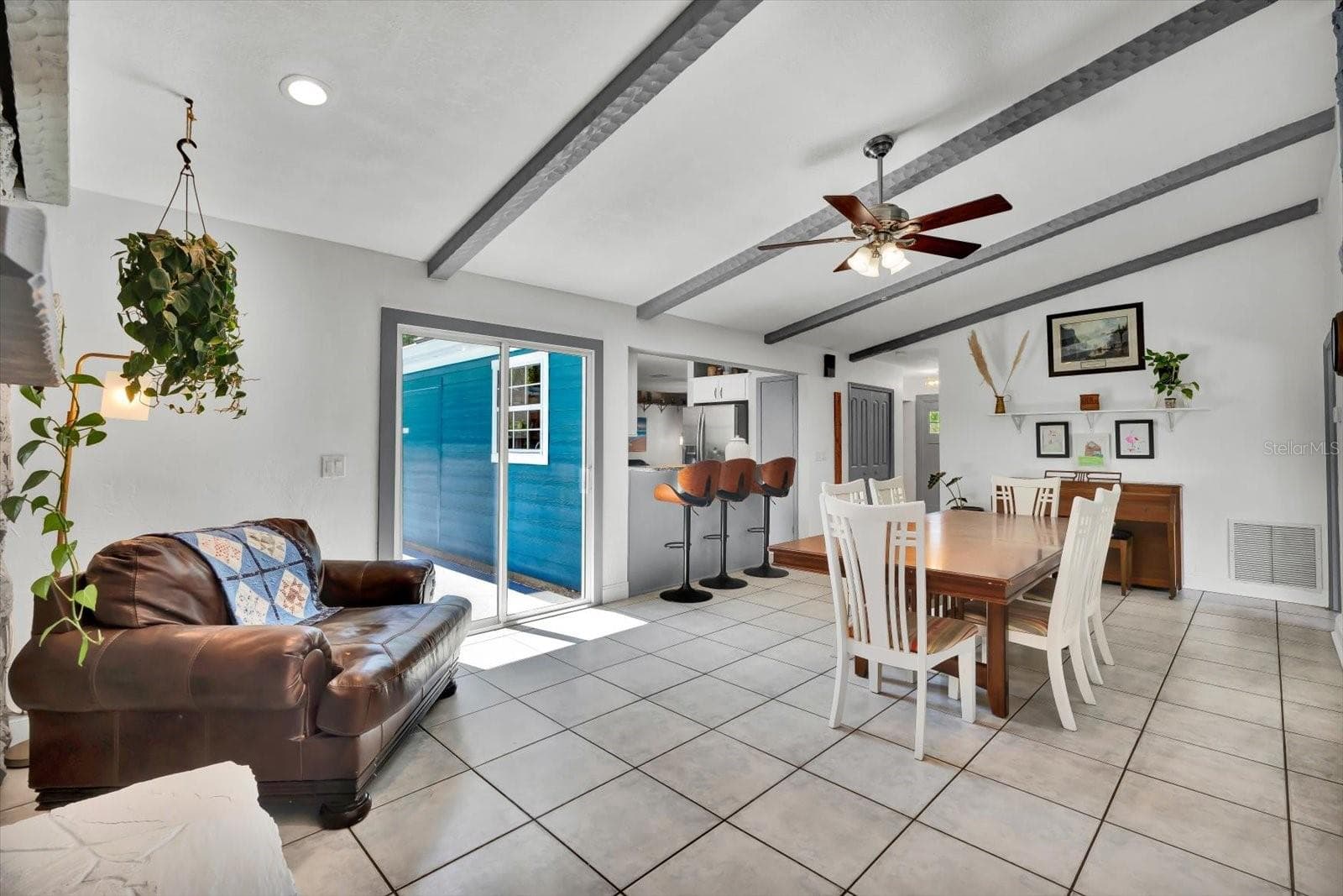 Single Family Residence at 245 COUNTRY CIRCLE DR E, PORT ORANGE, photo 8 of 49