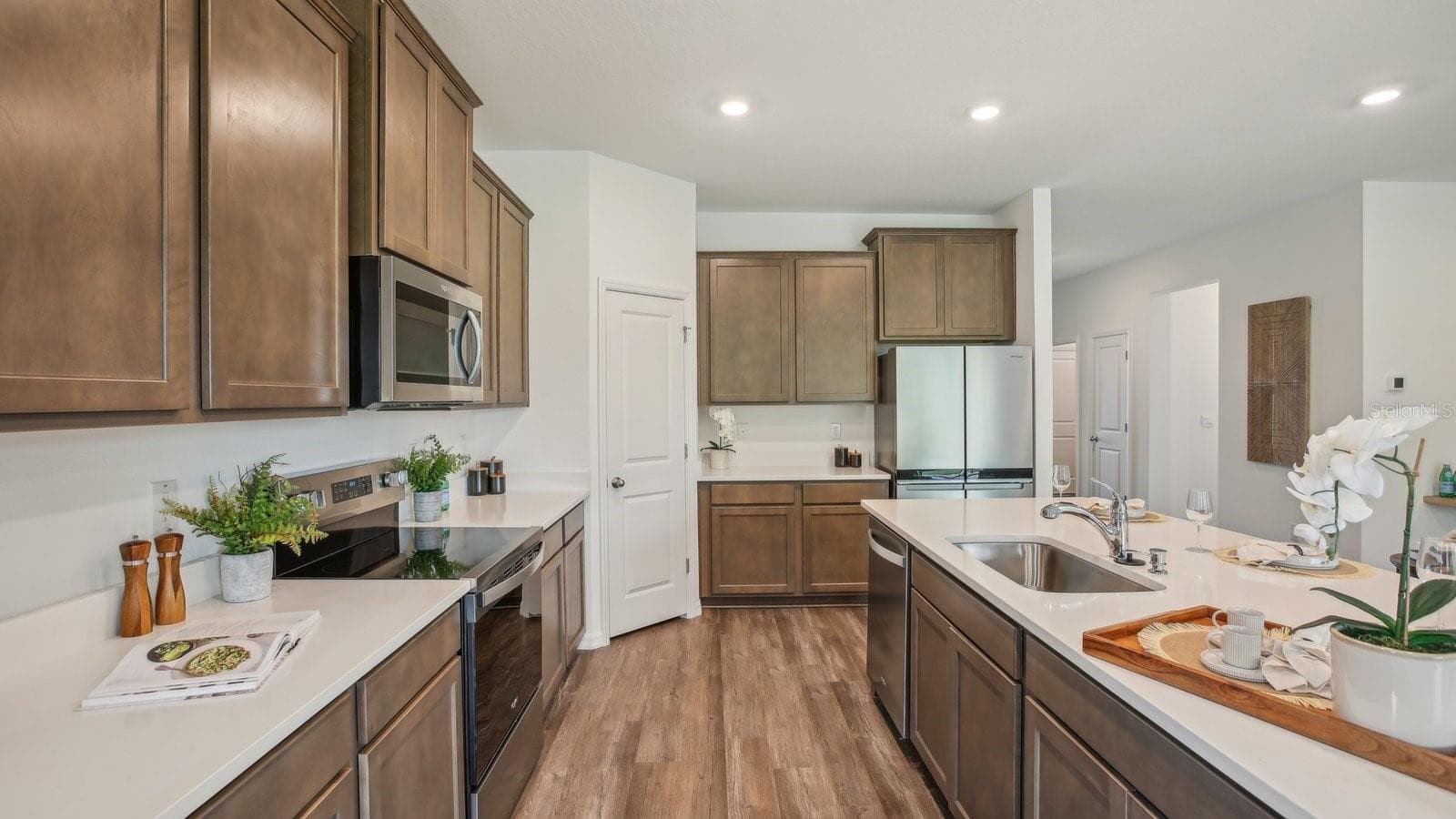 Single Family Residence at 32736 WEATHERED OAK DR, WESLEY CHAPEL, photo 15 of 34