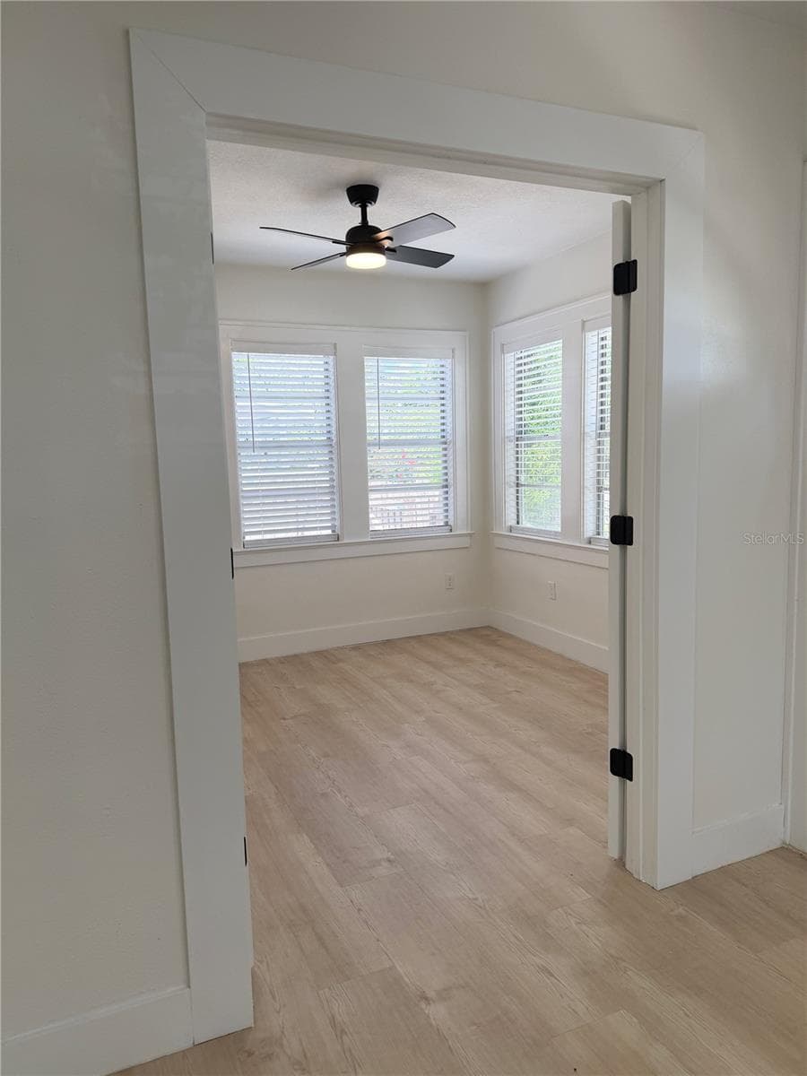 Single Family Residence at 104 W LAMBRIGHT ST, TAMPA, photo 17 of 70