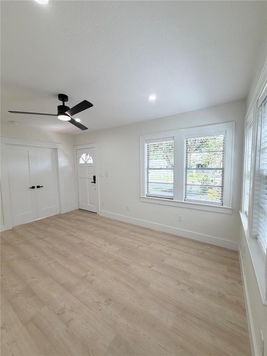 Single Family Residence at 104 W LAMBRIGHT ST, TAMPA, photo 13 of 70