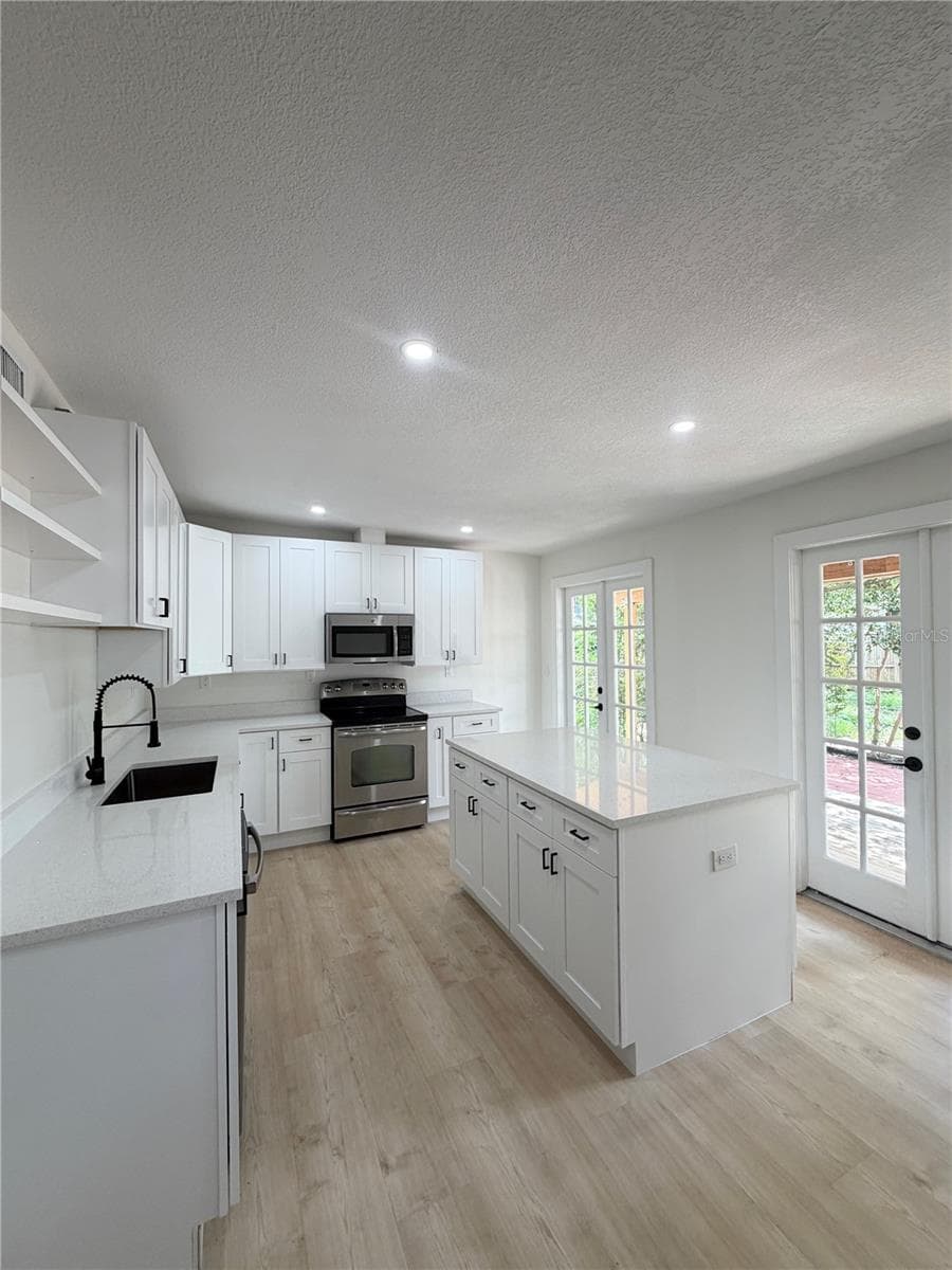 Single Family Residence at 104 W LAMBRIGHT ST, TAMPA, photo 39 of 70