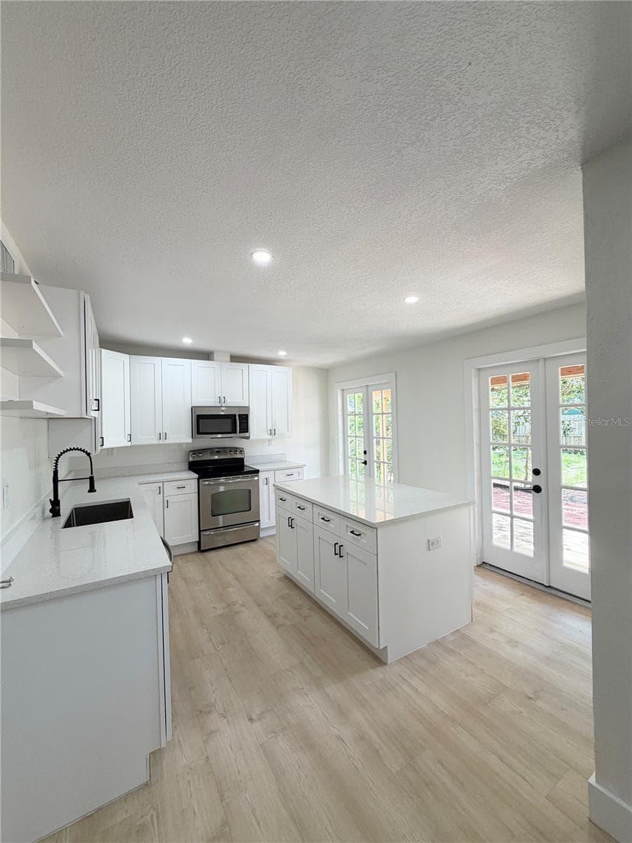Single Family Residence at 104 W LAMBRIGHT ST, TAMPA, photo 55 of 70