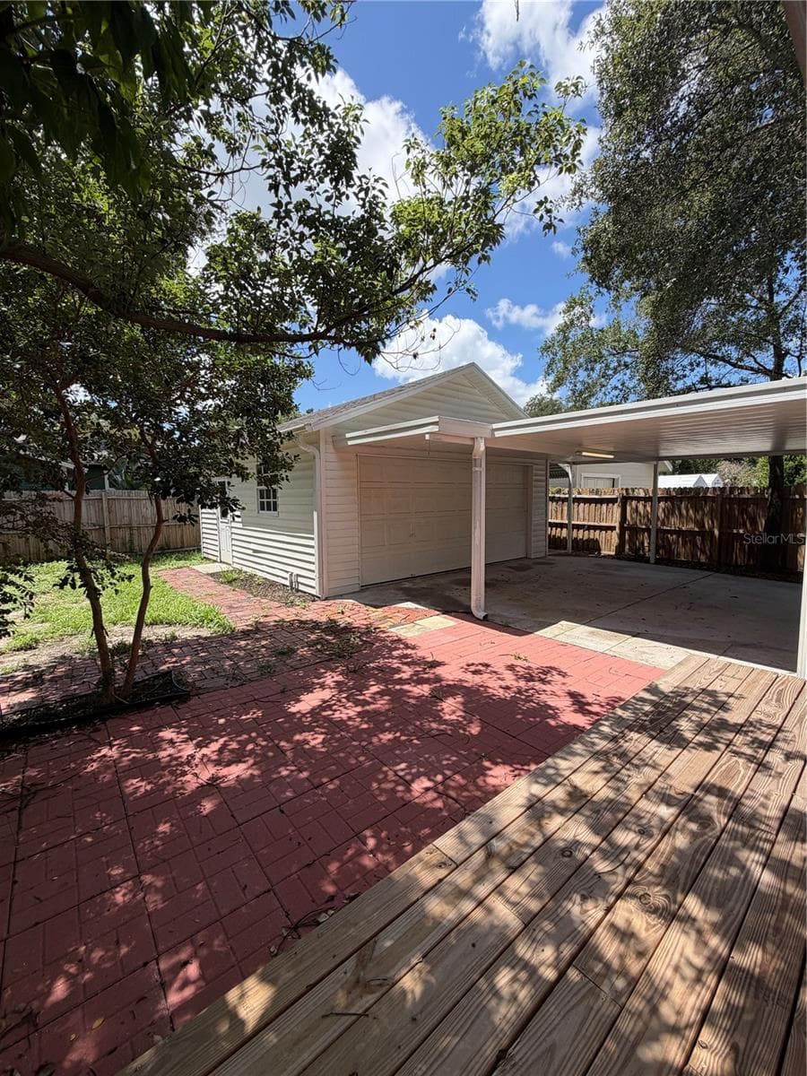 Single Family Residence at 104 W LAMBRIGHT ST, TAMPA, photo 59 of 70