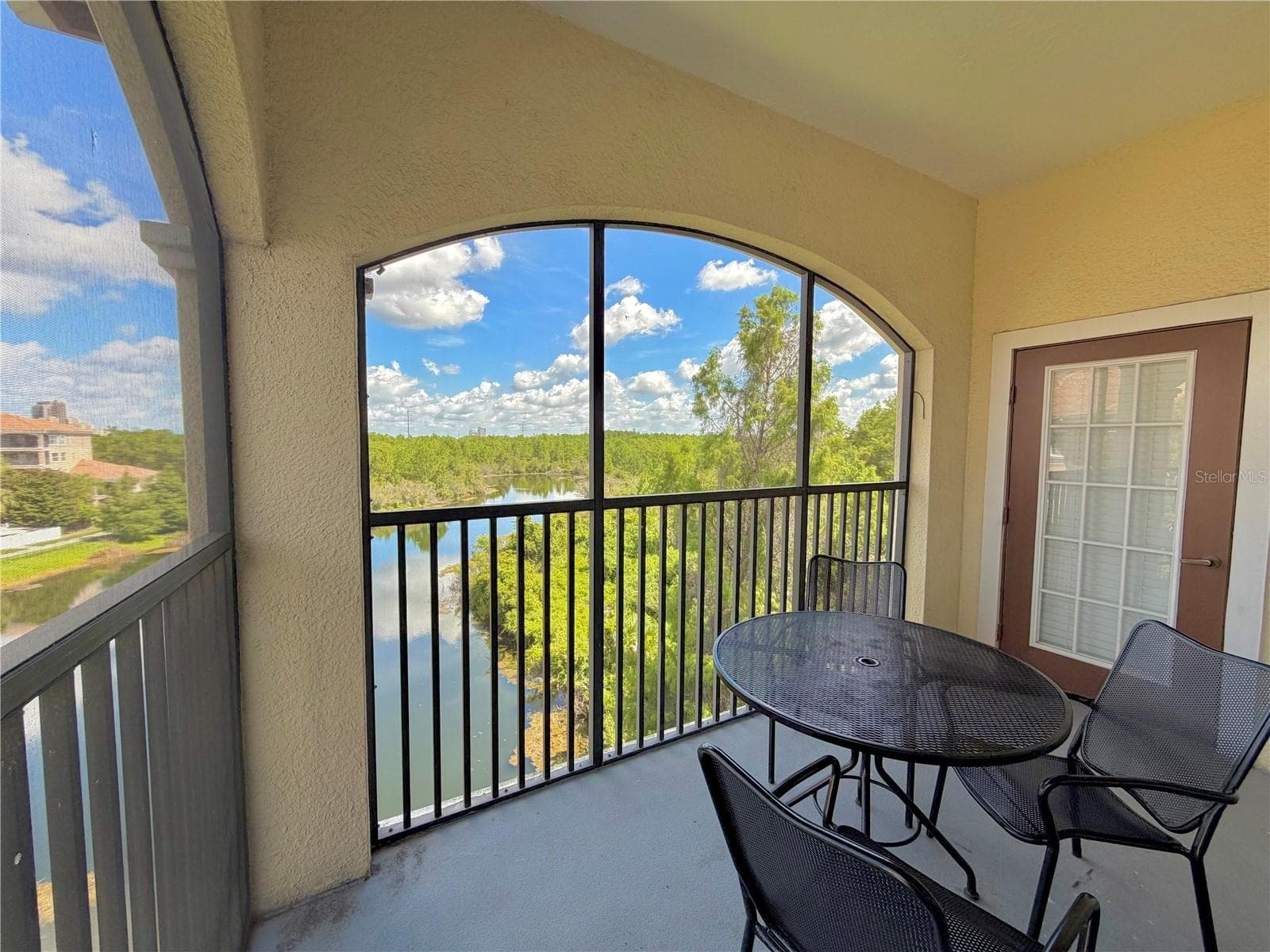 Condo - Hotel at 8801 WORLDQUEST BLVD #4506, ORLANDO, photo 3 of 25
