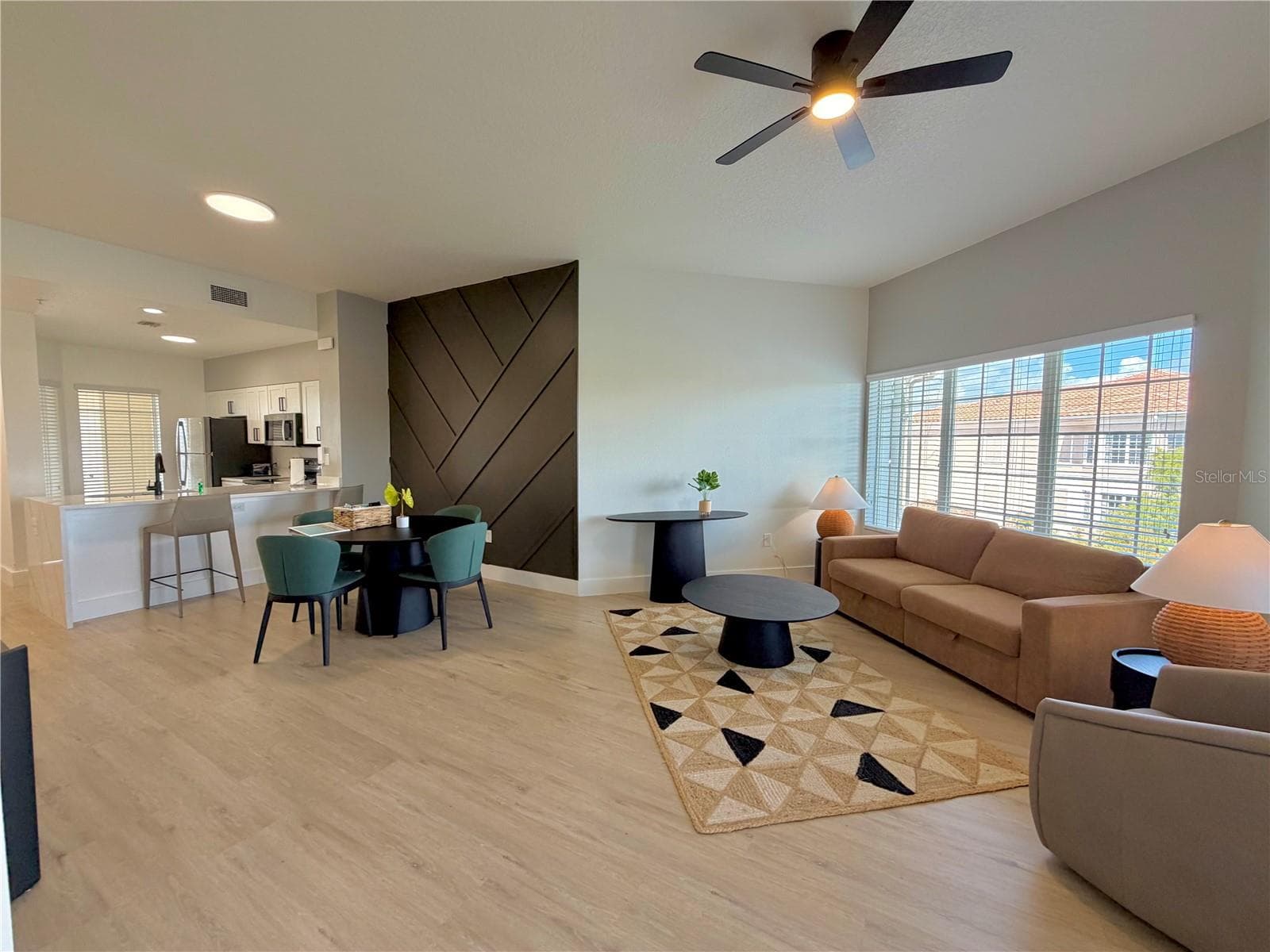 Condo - Hotel at 8801 WORLDQUEST BLVD #4506, ORLANDO, photo 4 of 25