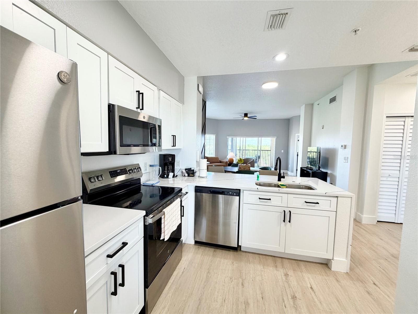 Condo - Hotel at 8801 WORLDQUEST BLVD #4506, ORLANDO, photo 7 of 25