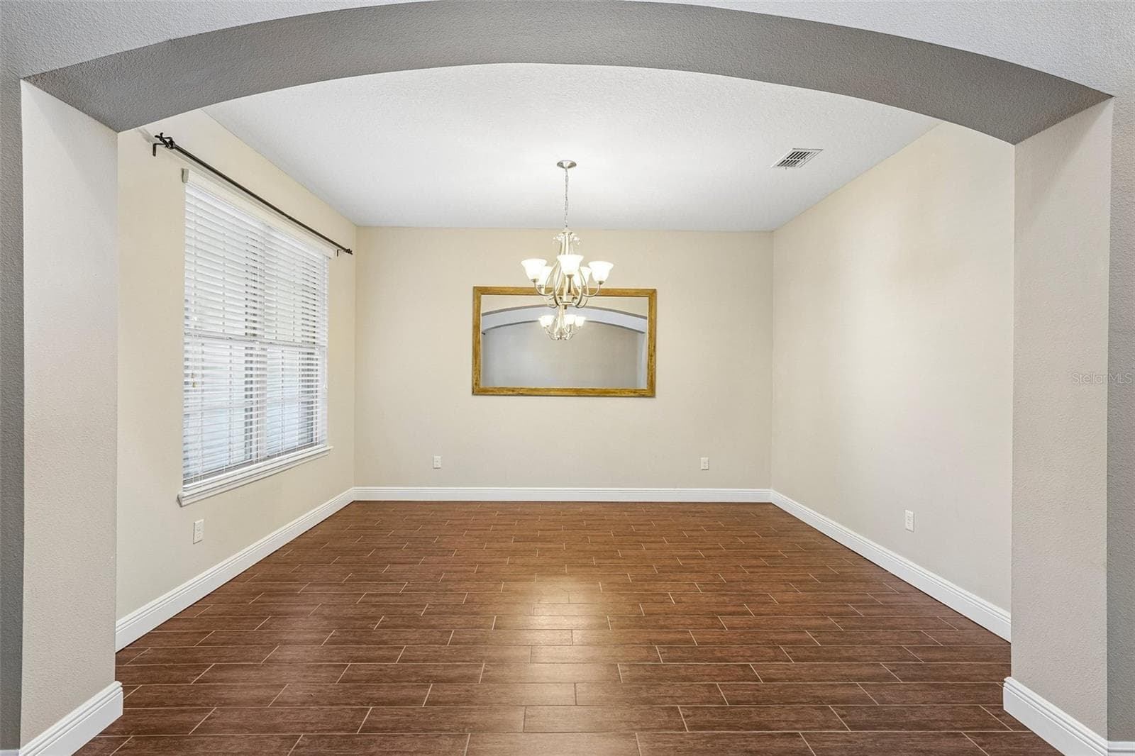 Single Family Residence at 19711 WELLINGTON MANOR BLVD, LUTZ, photo 10 of 39
