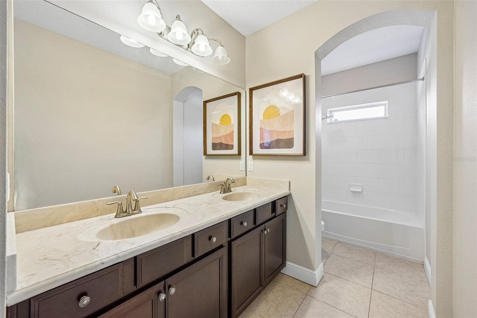 Single Family Residence at 19711 WELLINGTON MANOR BLVD, LUTZ, photo 20 of 39