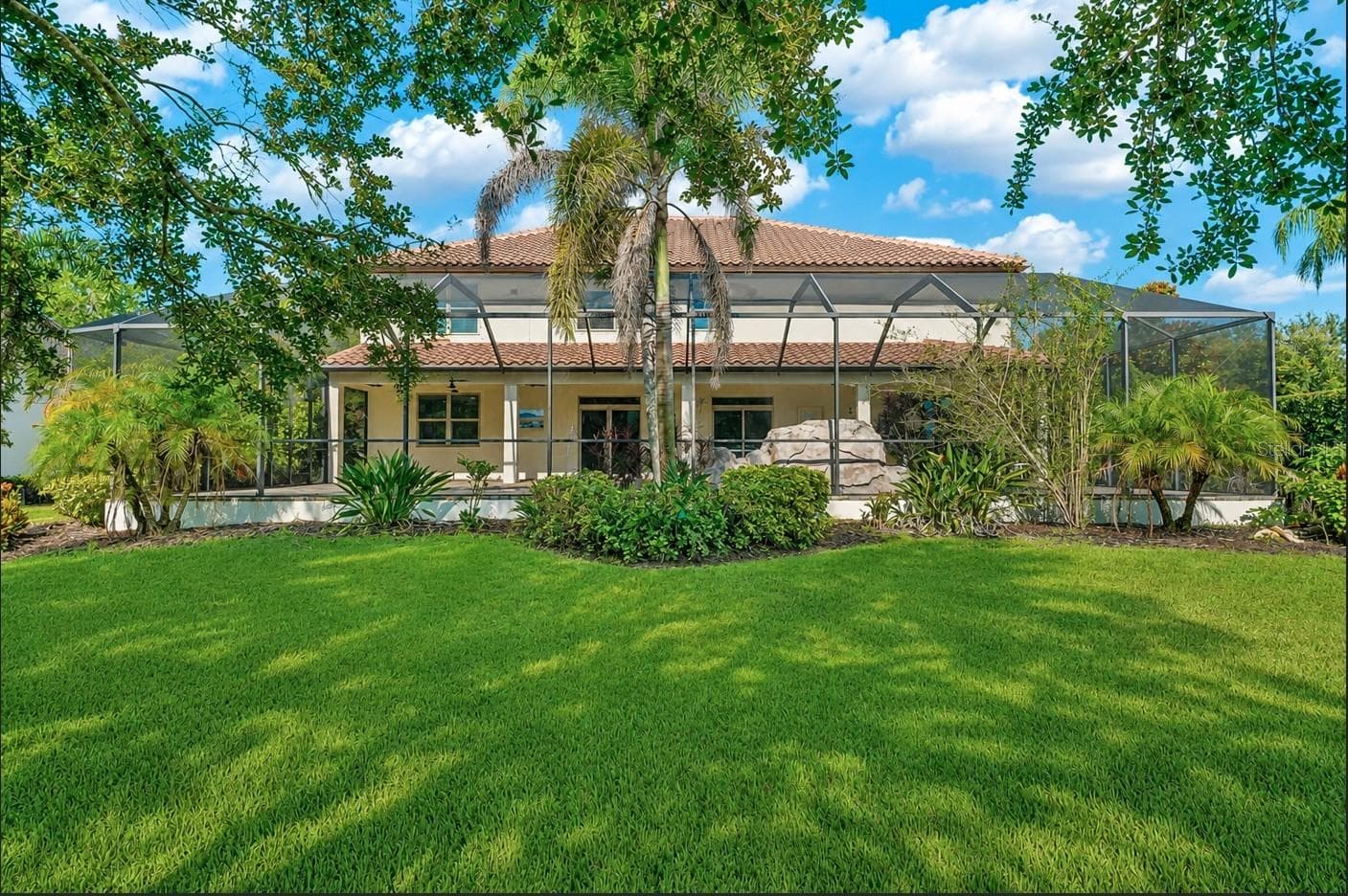 Single Family Residence at 19711 WELLINGTON MANOR BLVD, LUTZ, photo 31 of 39
