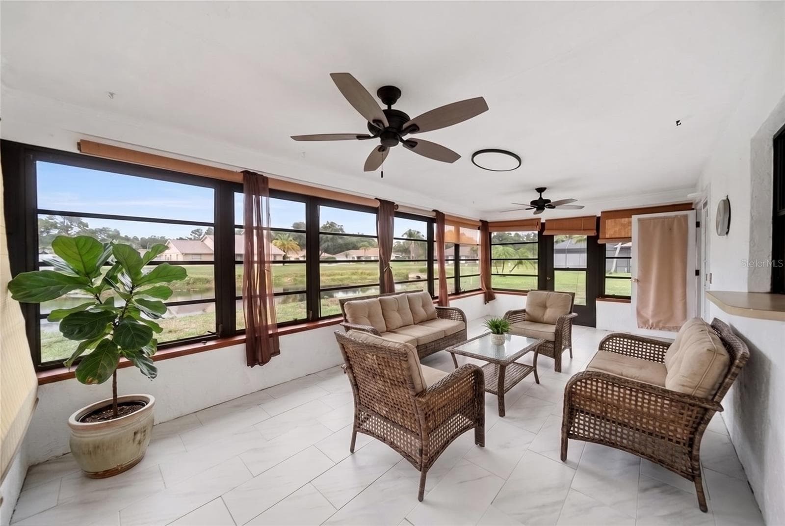 Sunroom - 112 WOODINGHAM DR, VENICE