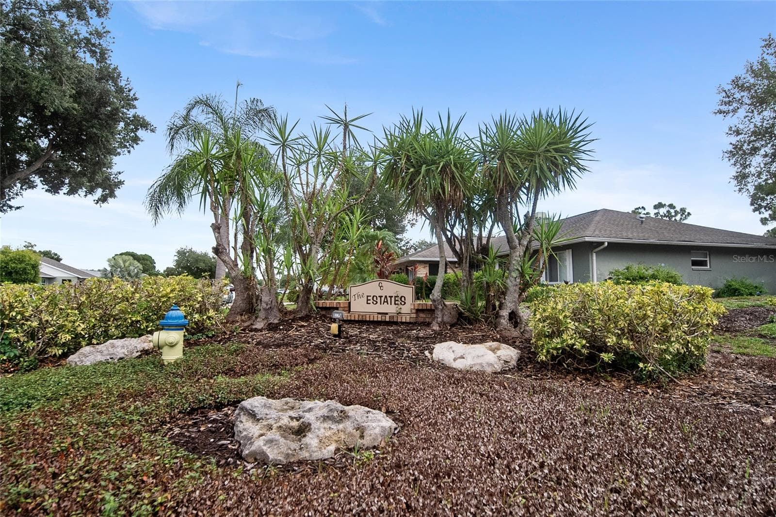 Single Family Residence at 112 WOODINGHAM DR, VENICE, photo 45 of 47