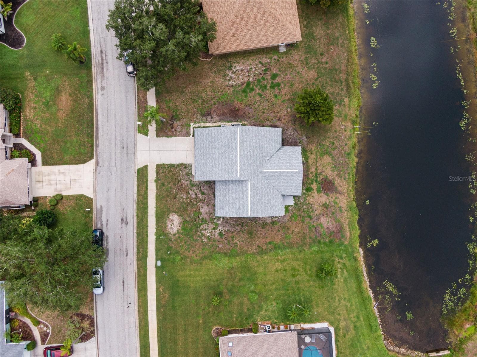 Single Family Residence at 112 WOODINGHAM DR, VENICE, photo 40 of 47
