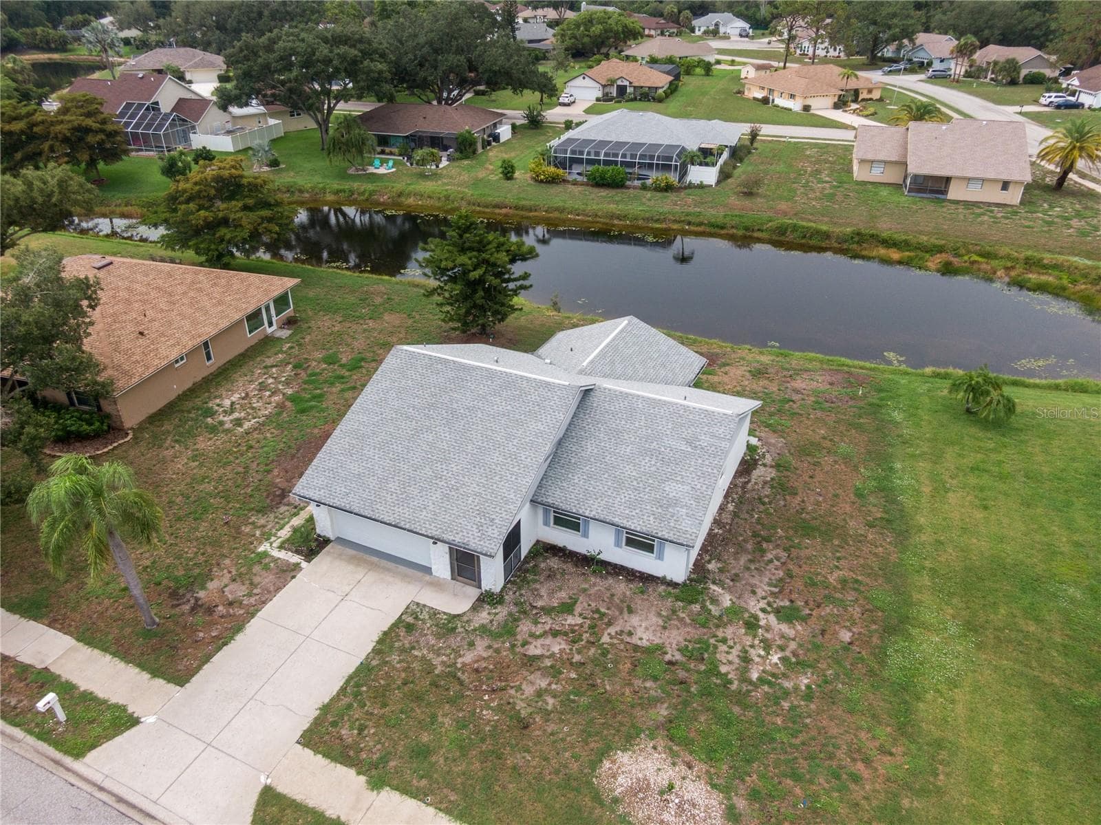 Single Family Residence at 112 WOODINGHAM DR, VENICE, photo 41 of 47