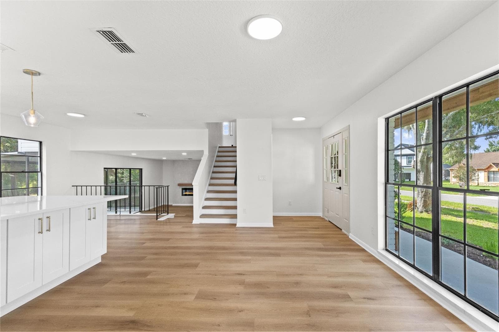 Single Family Residence at 3720 MURRAY DALE DR, VALRICO, photo 12 of 68