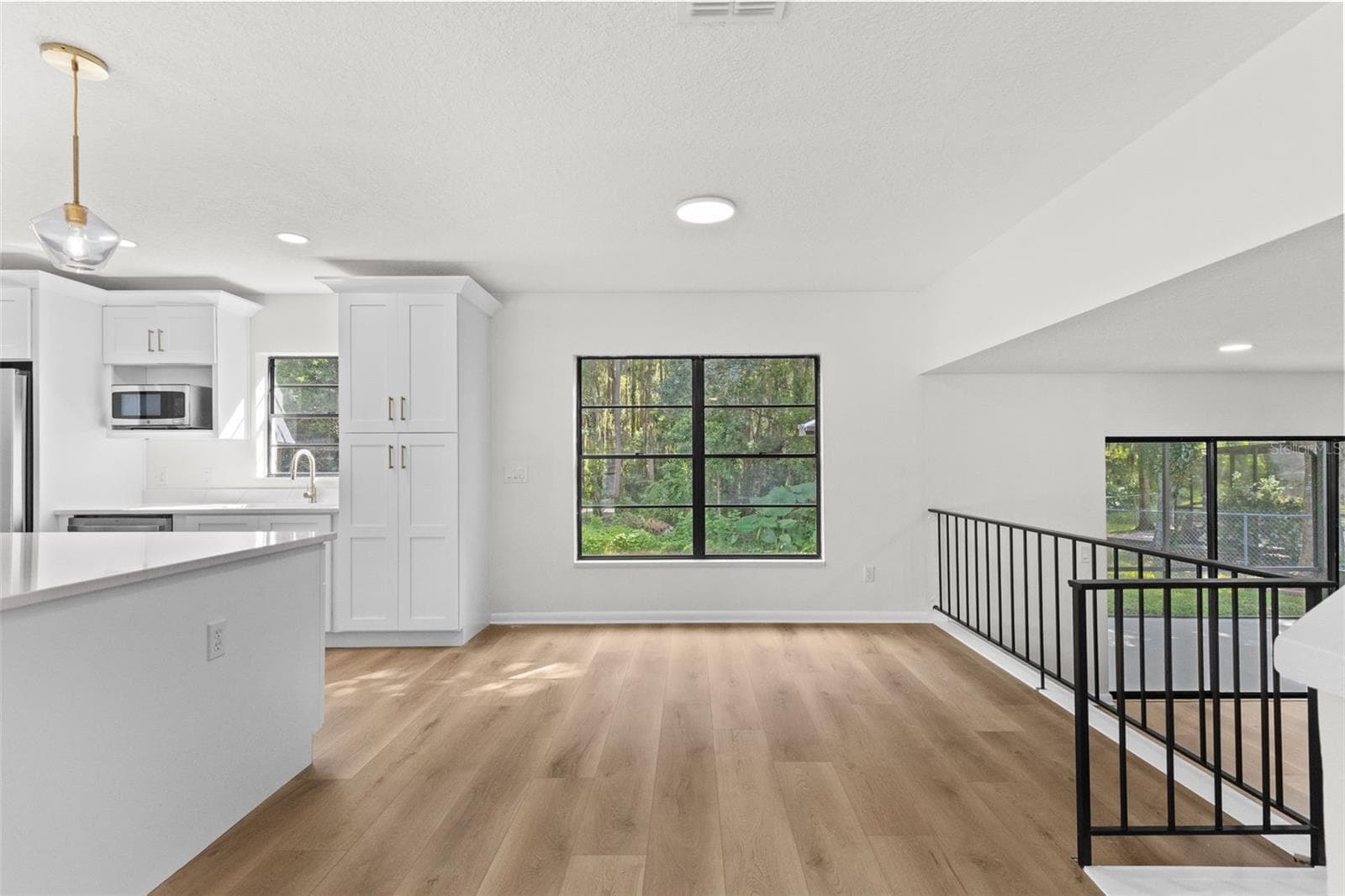 Single Family Residence at 3720 MURRAY DALE DR, VALRICO, photo 14 of 68