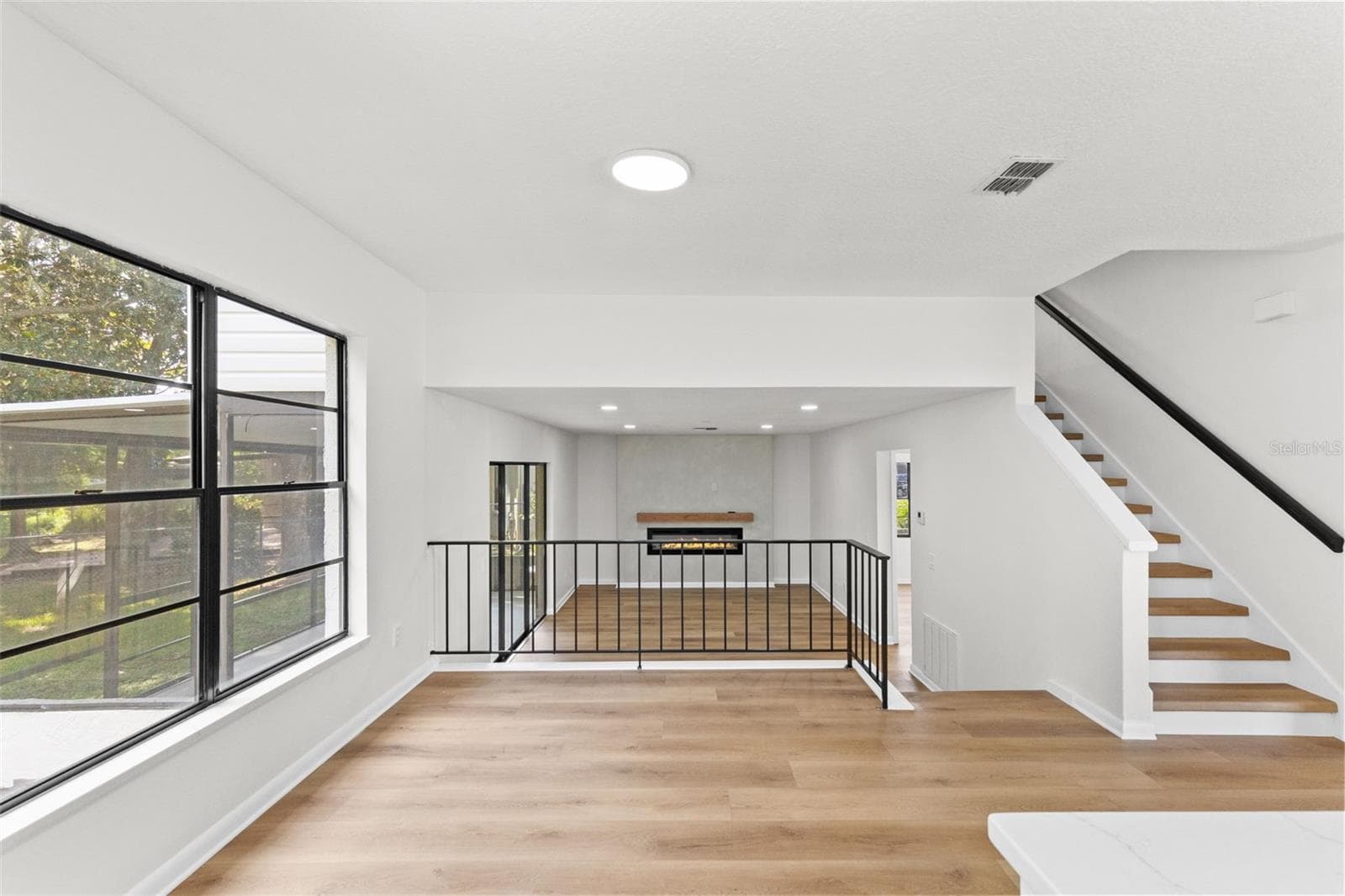 Single Family Residence at 3720 MURRAY DALE DR, VALRICO, photo 16 of 68