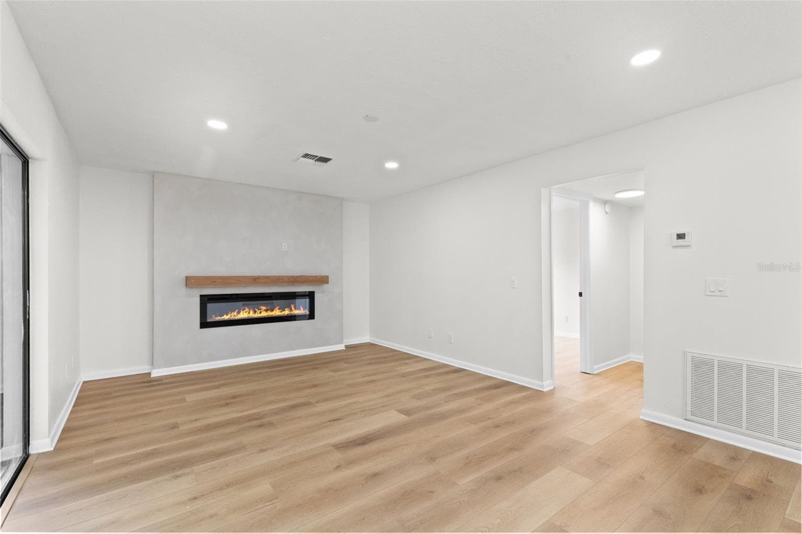 Single Family Residence at 3720 MURRAY DALE DR, VALRICO, photo 23 of 68