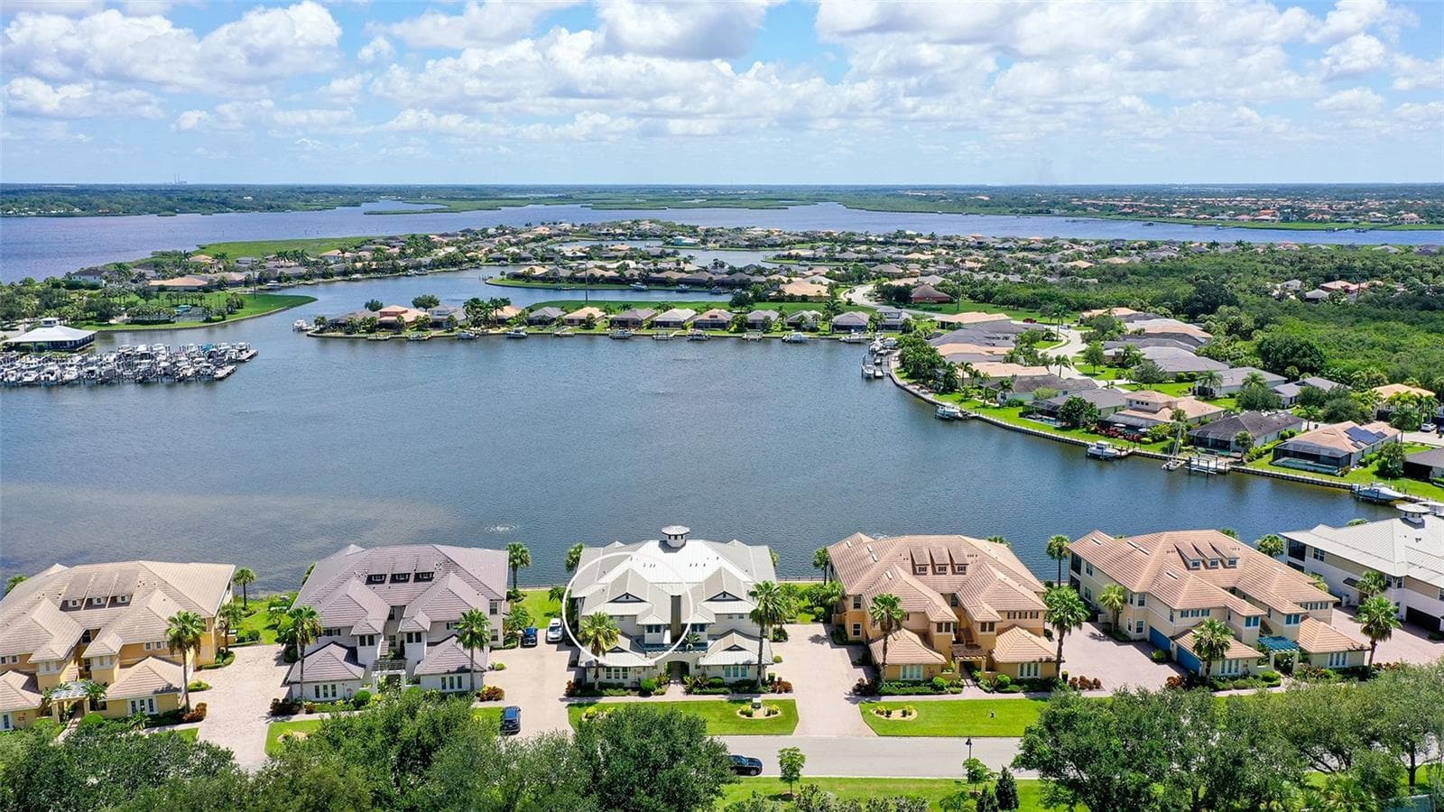 Condominium at 1041 RIVERSCAPE ST #1041, BRADENTON, photo 3 of 75