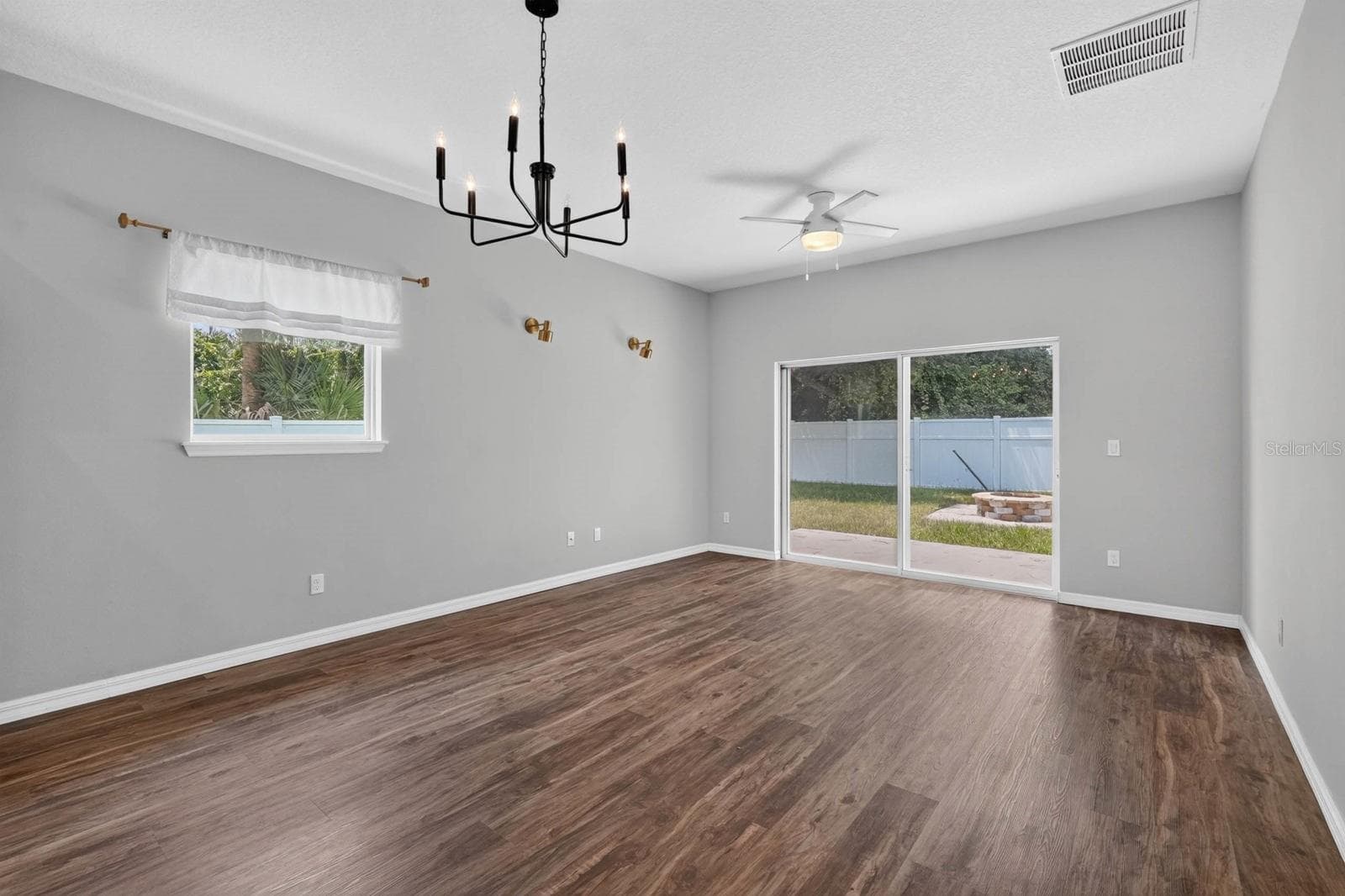 Single Family Residence at 3330 WILLOW OAK DR, EDGEWATER, photo 15 of 46