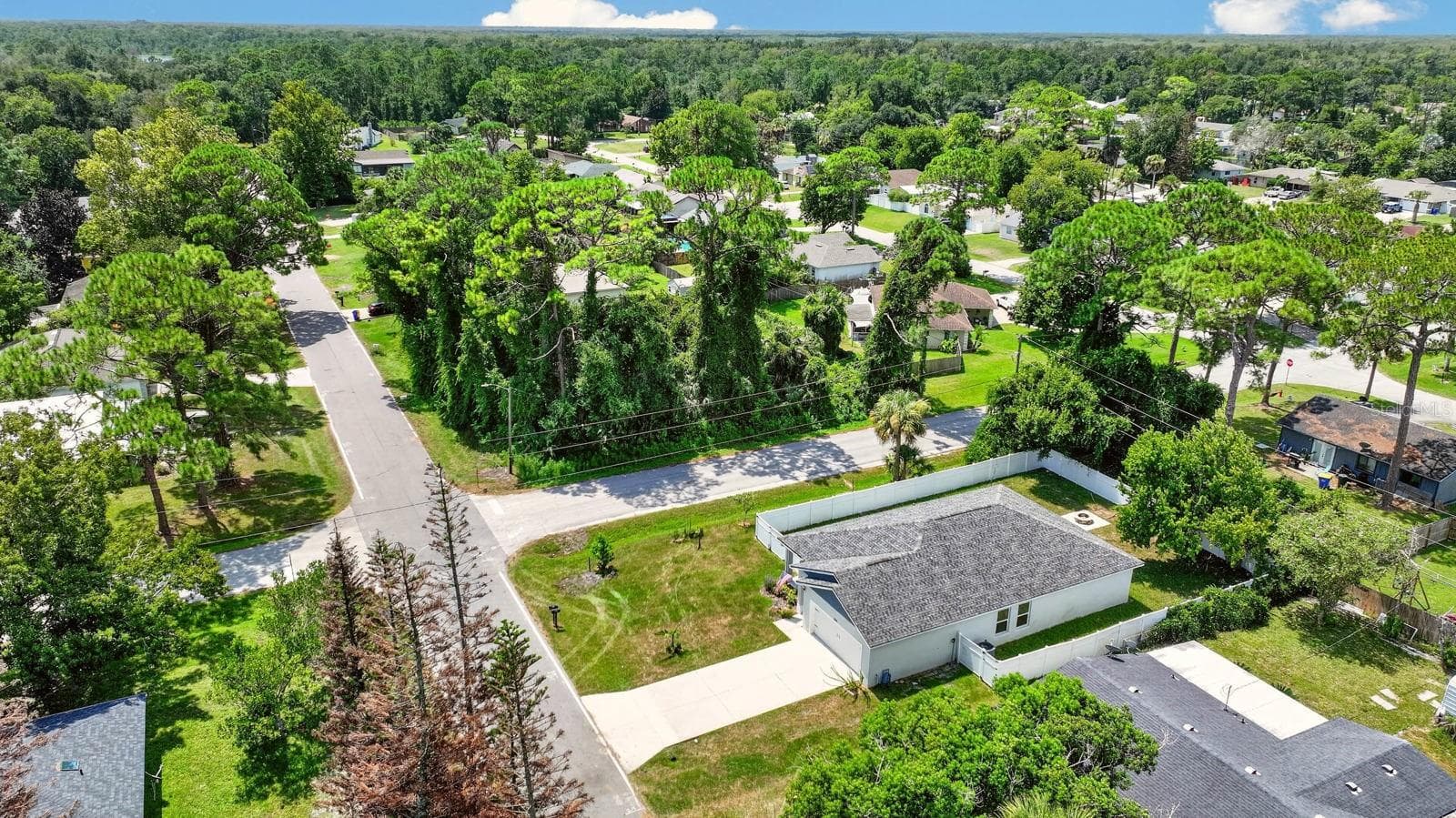 Single Family Residence at 3330 WILLOW OAK DR, EDGEWATER, photo 42 of 46