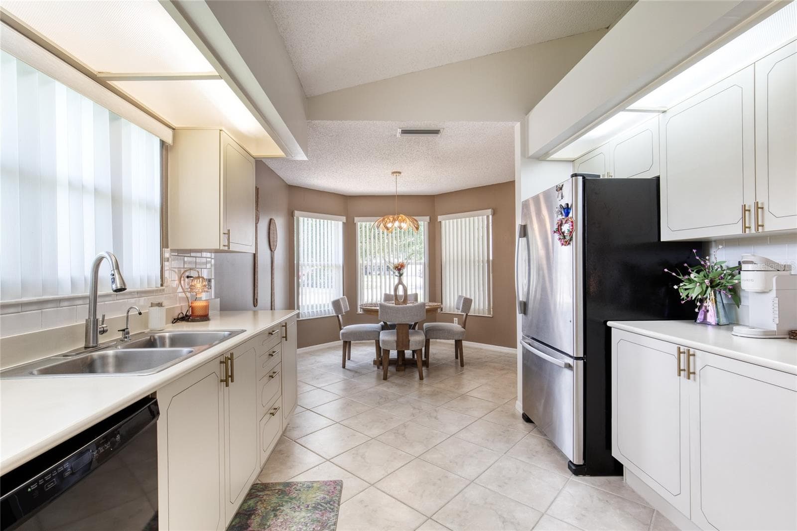 Single Family Residence at 982 BREEZEMONT CT, PORT ORANGE, photo 18 of 69