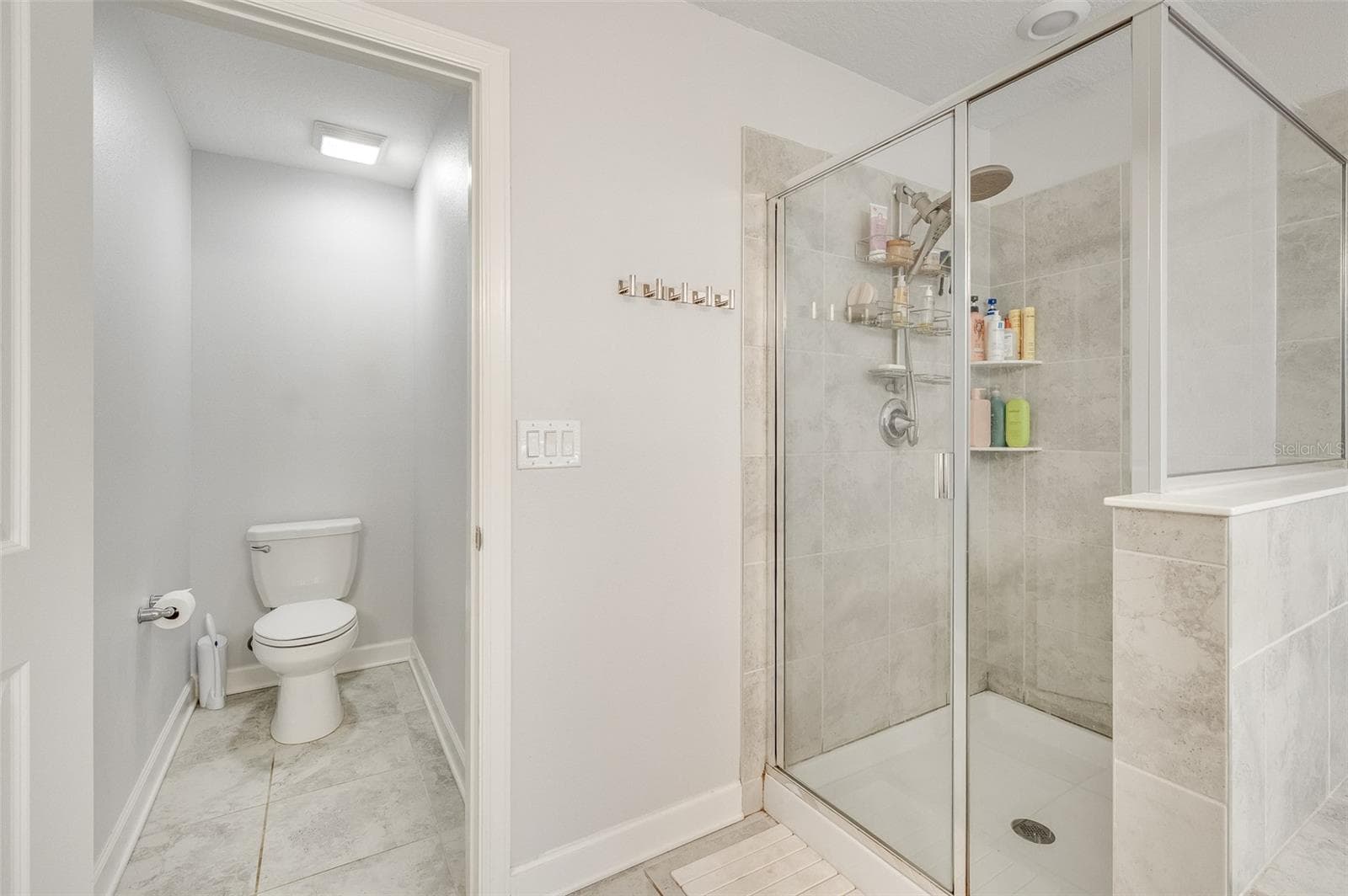 Private water closet - 2353 CRESCENT MOON ST, KISSIMMEE