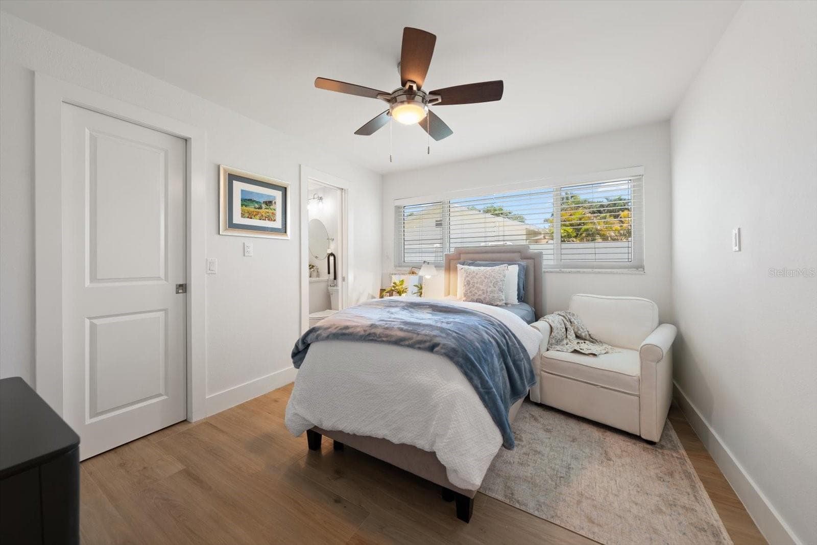 Bedroom #2 with an En-Suite Bath and a walk in closet. - 821 JACARANDA DR, LARGO