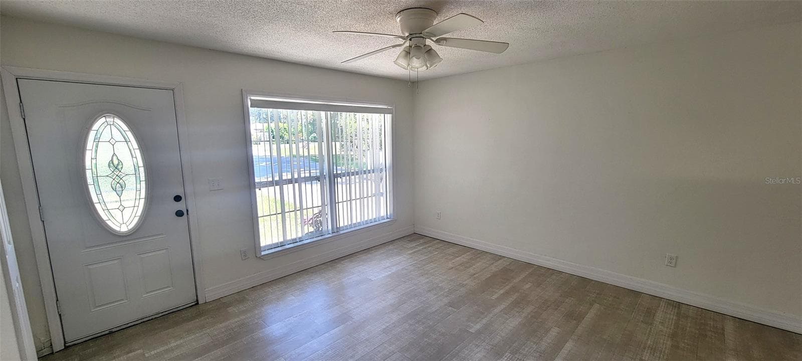 Single Family Residence at 1965 MANOR WAY, DELAND, photo 4 of 26