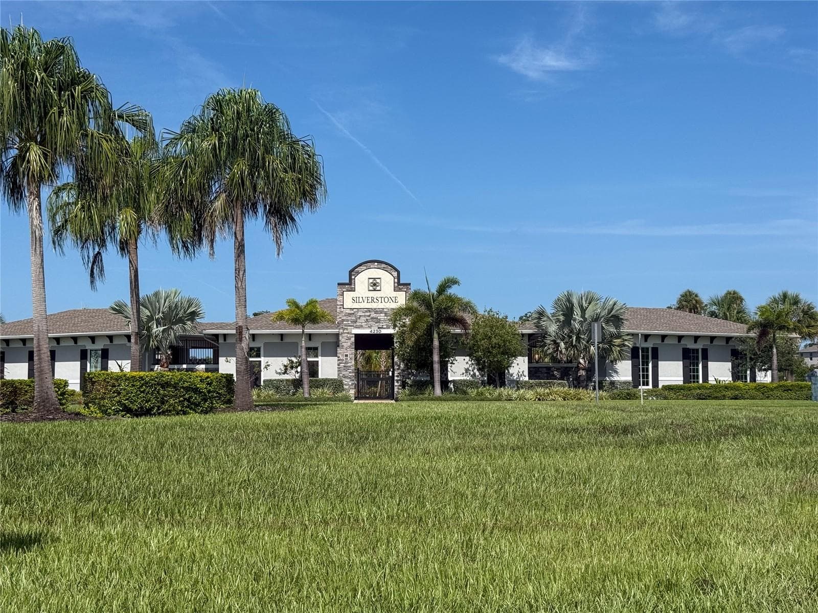 CLUBHOUSE - 4120 QUIET RAIN CT, PALMETTO