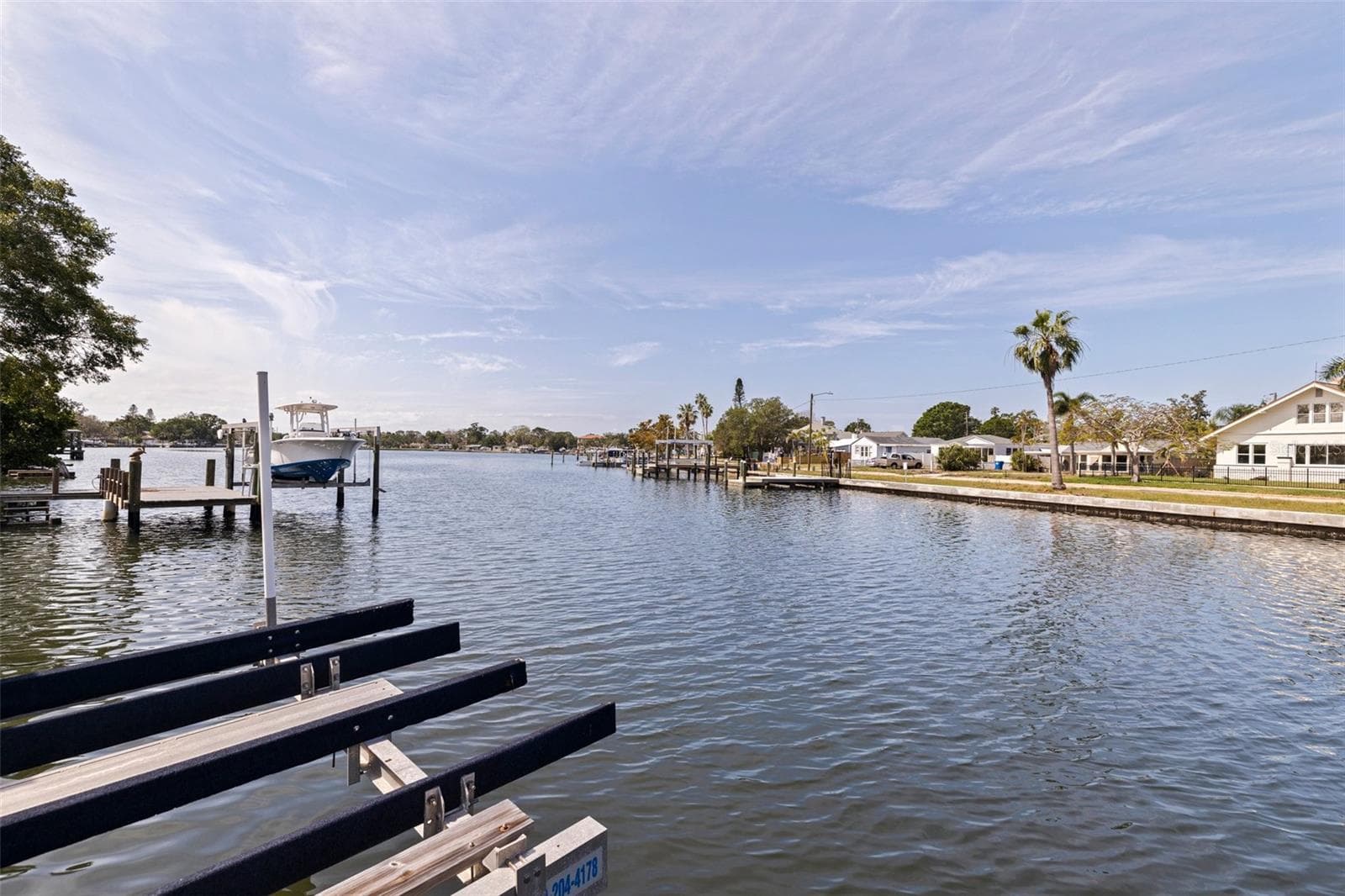 Single Family Residence at 3931 POMPANO DR SE, ST PETERSBURG, photo 5 of 65