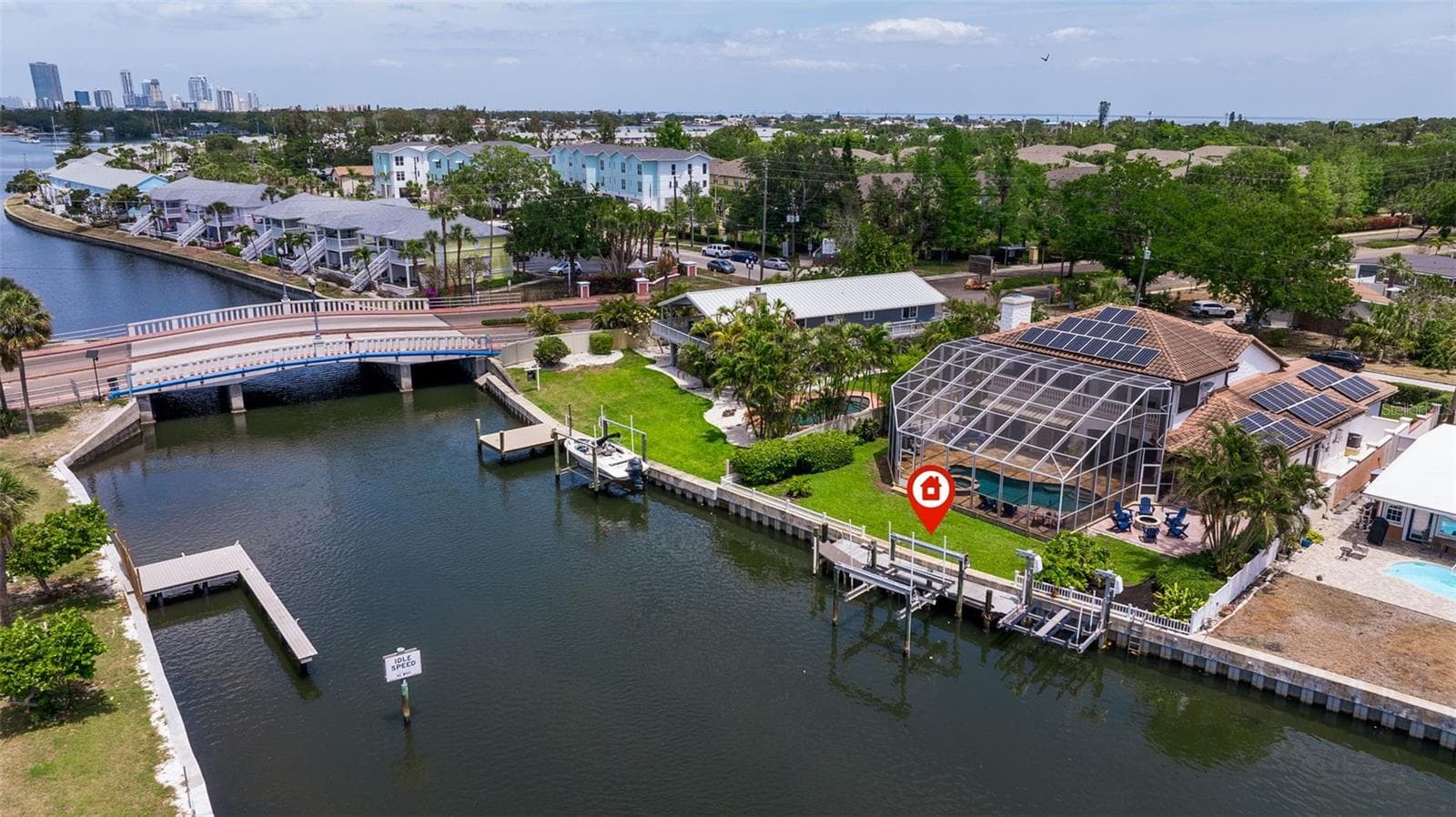 Single Family Residence at 3931 POMPANO DR SE, ST PETERSBURG, photo 7 of 65