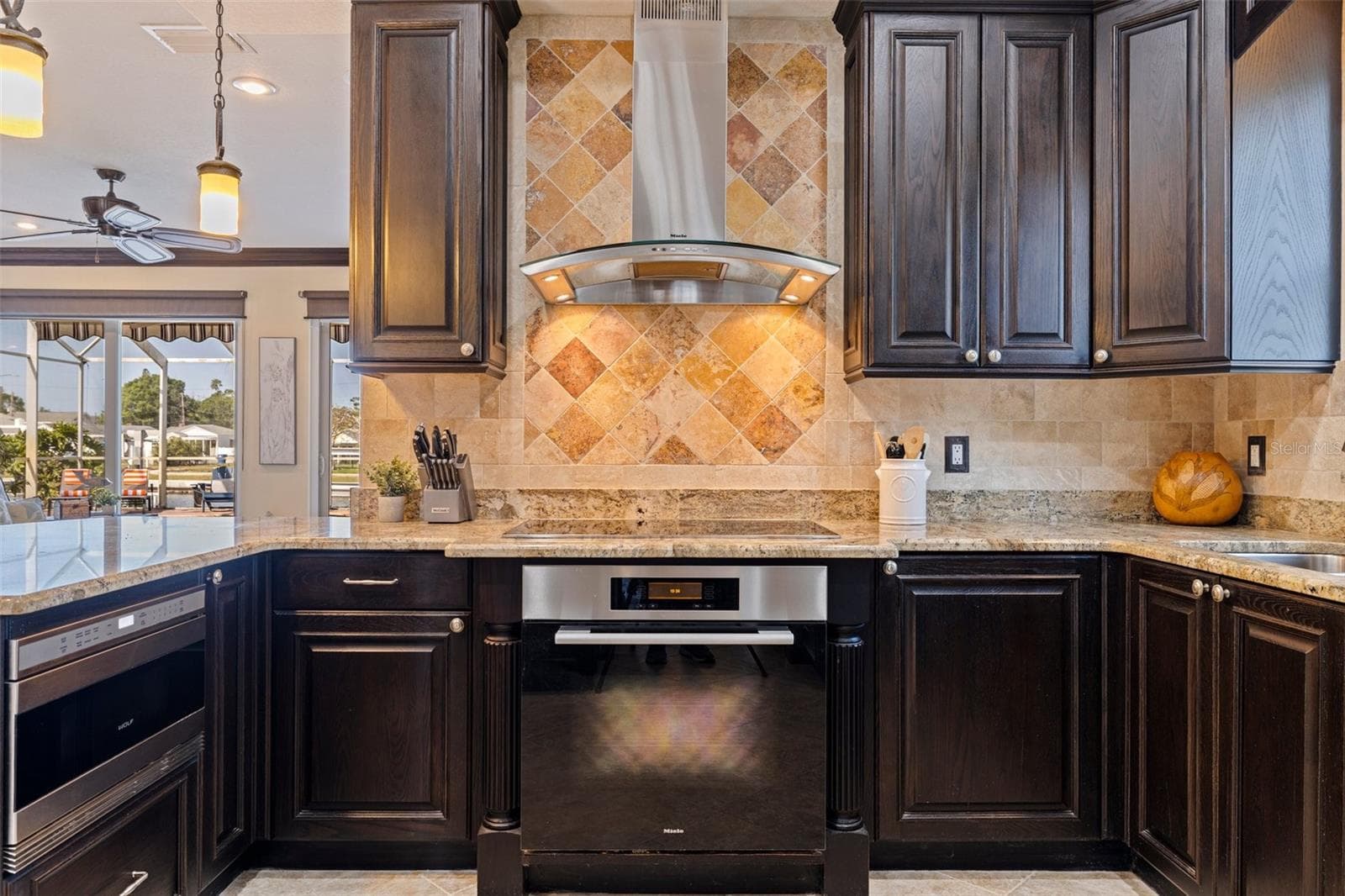 Single Family Residence at 3931 POMPANO DR SE, ST PETERSBURG, photo 13 of 65