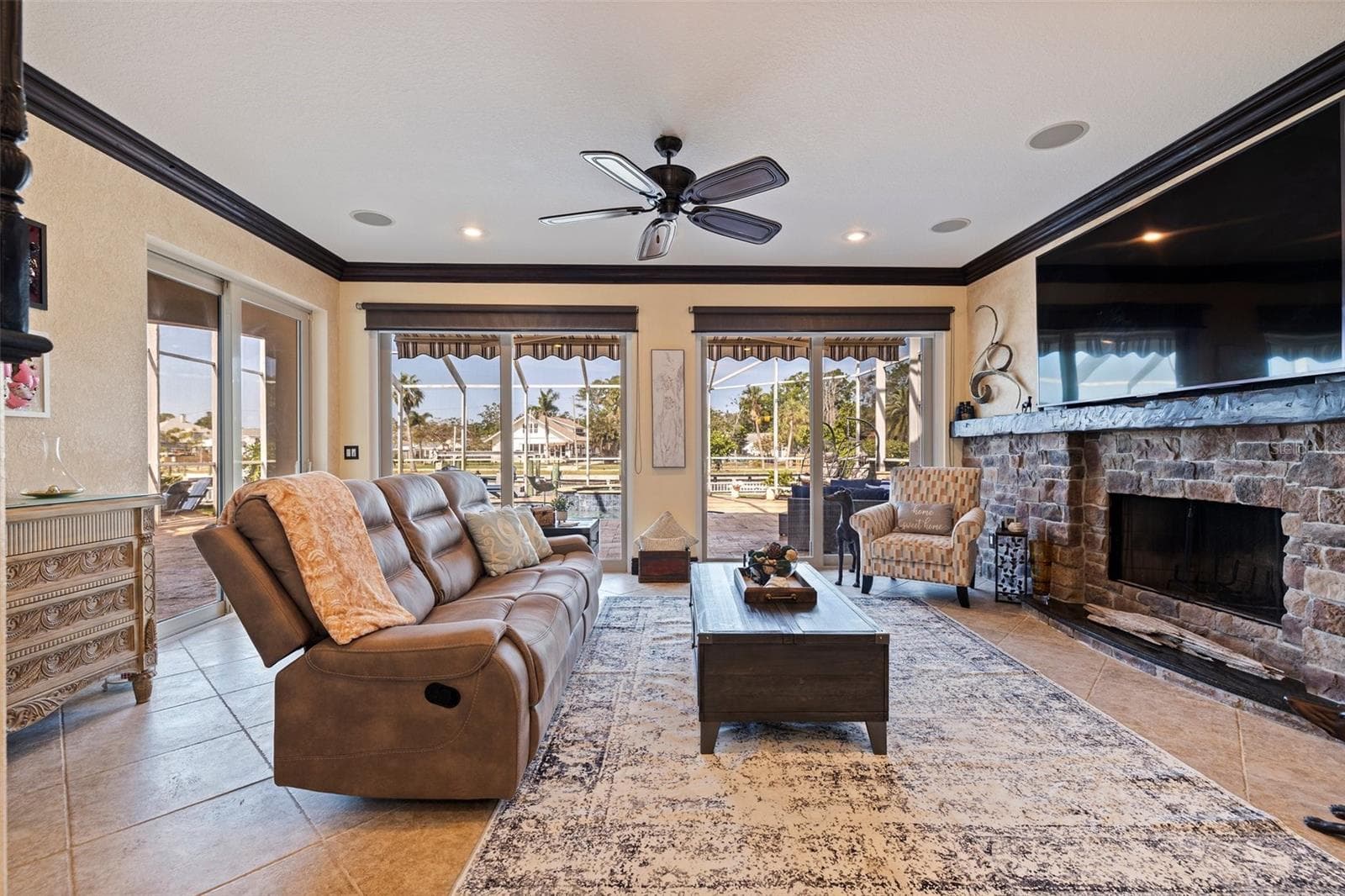 Single Family Residence at 3931 POMPANO DR SE, ST PETERSBURG, photo 20 of 65