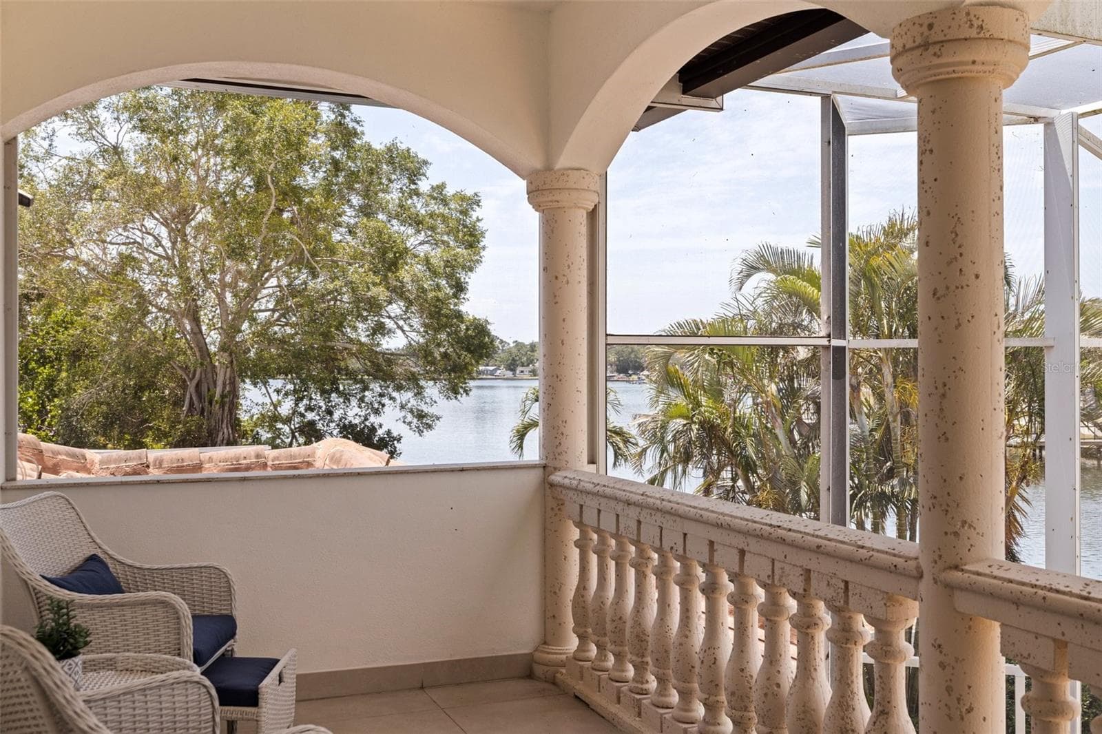 Single Family Residence at 3931 POMPANO DR SE, ST PETERSBURG, photo 40 of 65