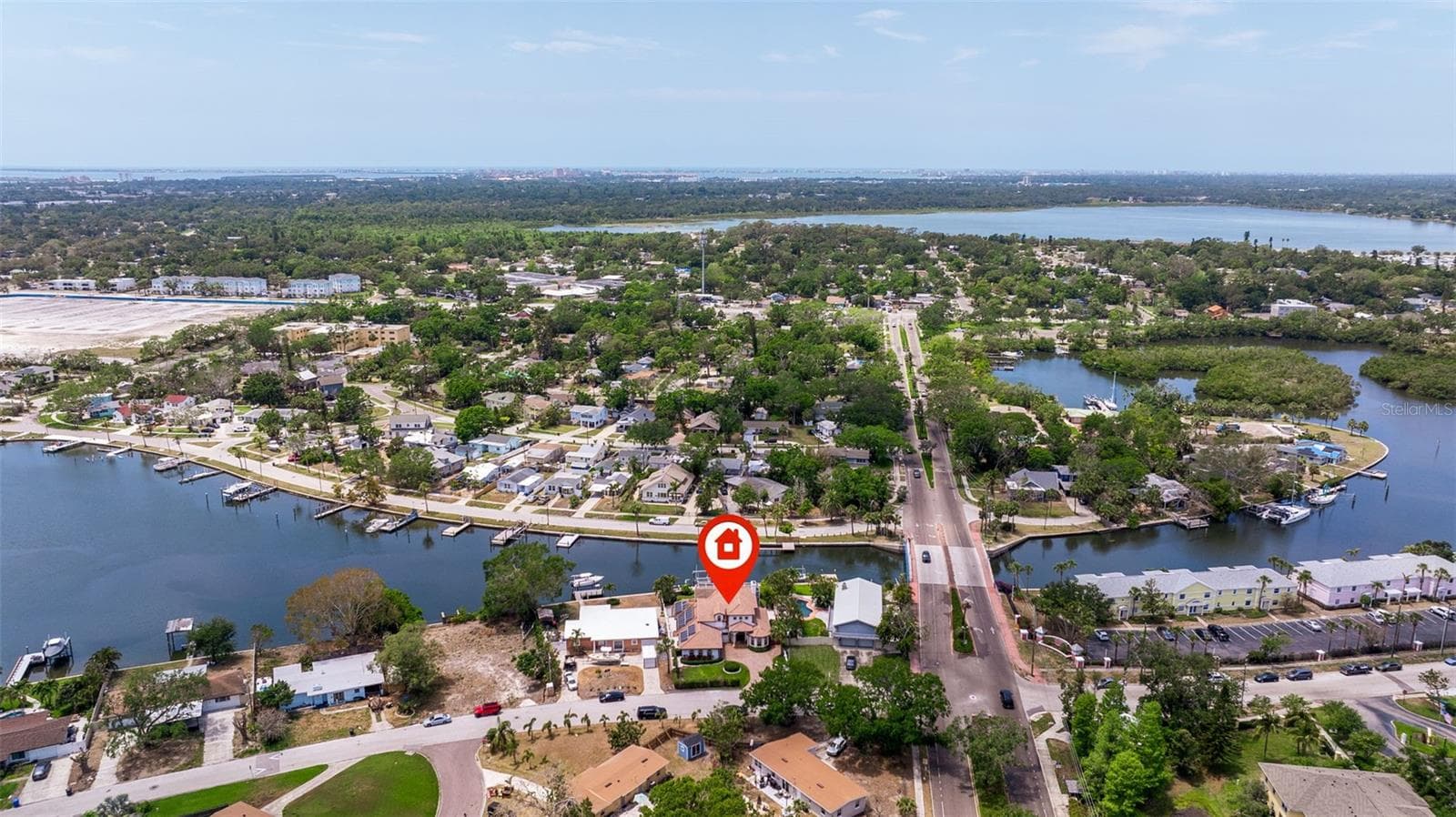 Single Family Residence at 3931 POMPANO DR SE, ST PETERSBURG, photo 62 of 65