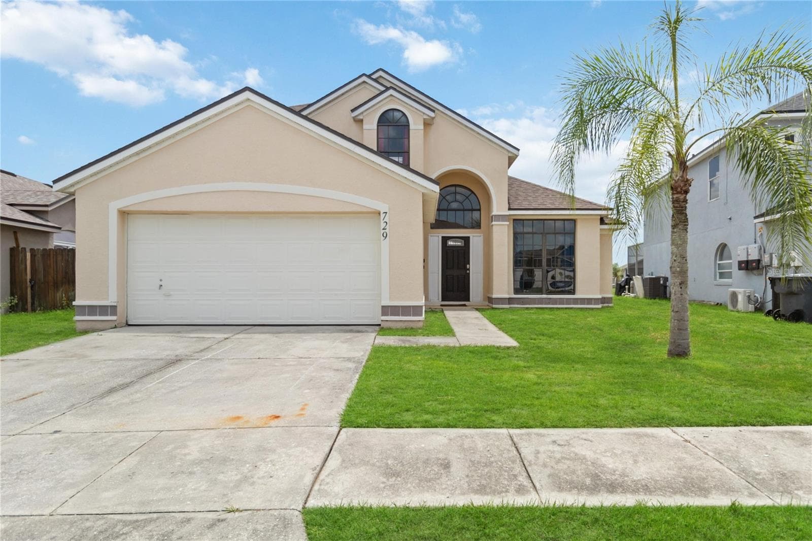 729 DOWNING CIR