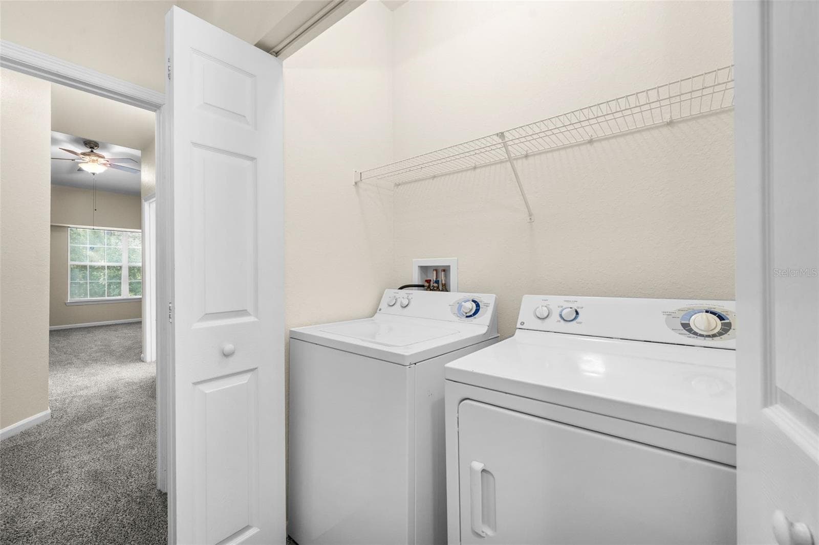 Laundry Area - 5007 NW 45TH RD #103, GAINESVILLE