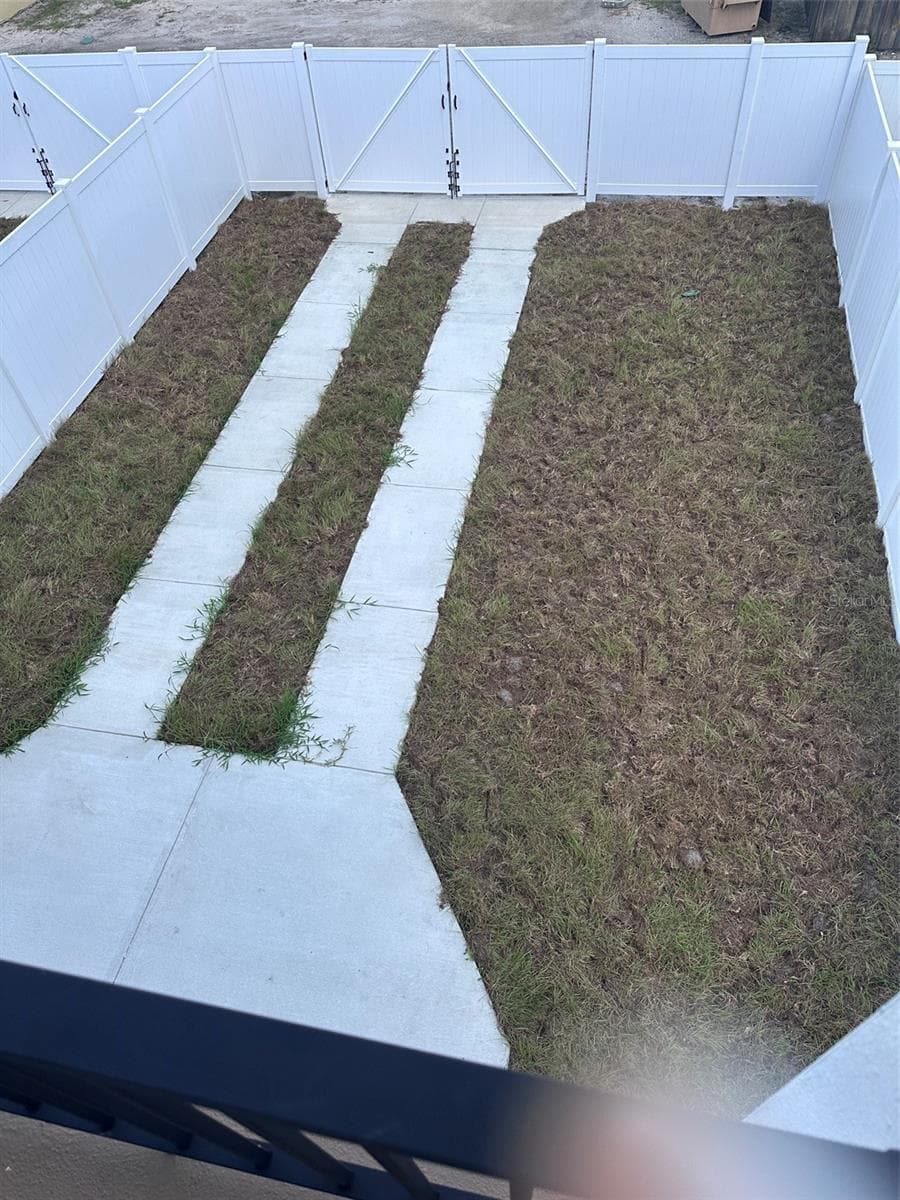 Townhouse at 1525 29TH AVE N, ST PETERSBURG, photo 24 of 24