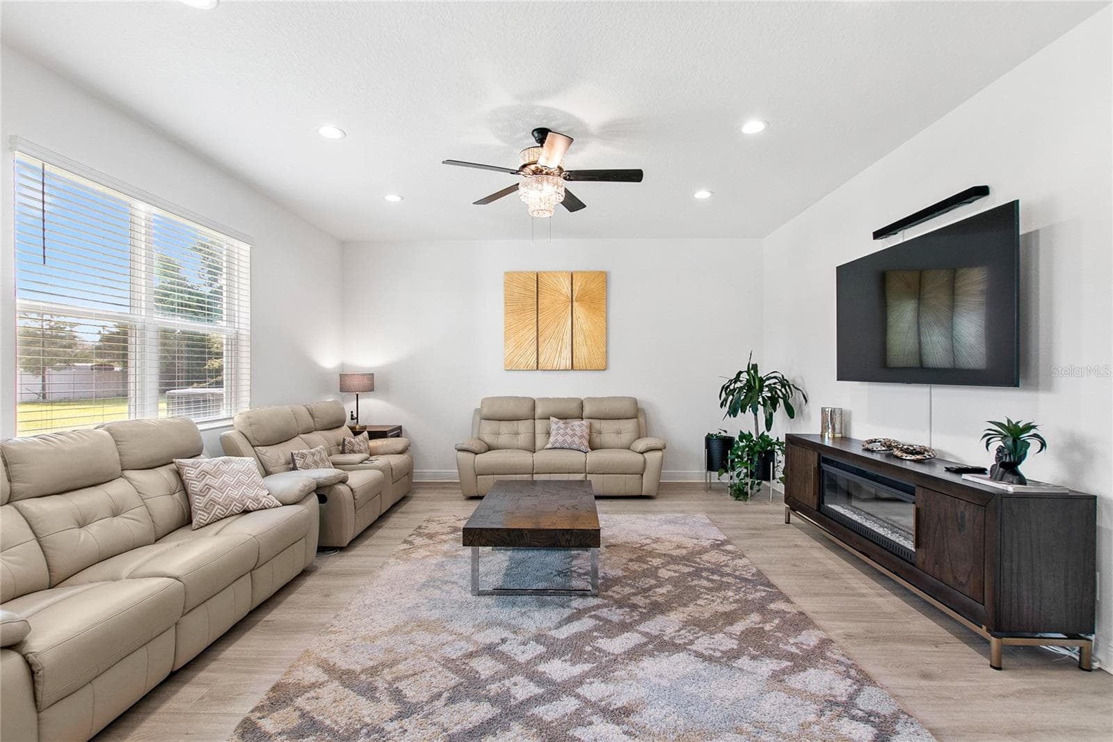 Single Family Residence at 5063 HATCHINEHA CT, ST CLOUD, photo 10 of 38