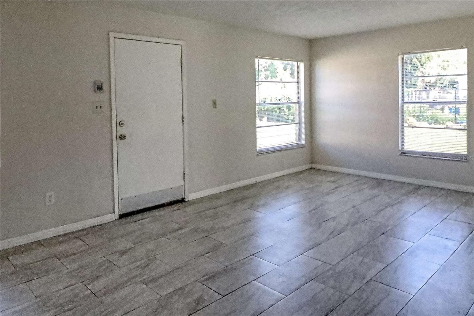 Duplex at 2908 E 22ND AVE, TAMPA, photo 9 of 31
