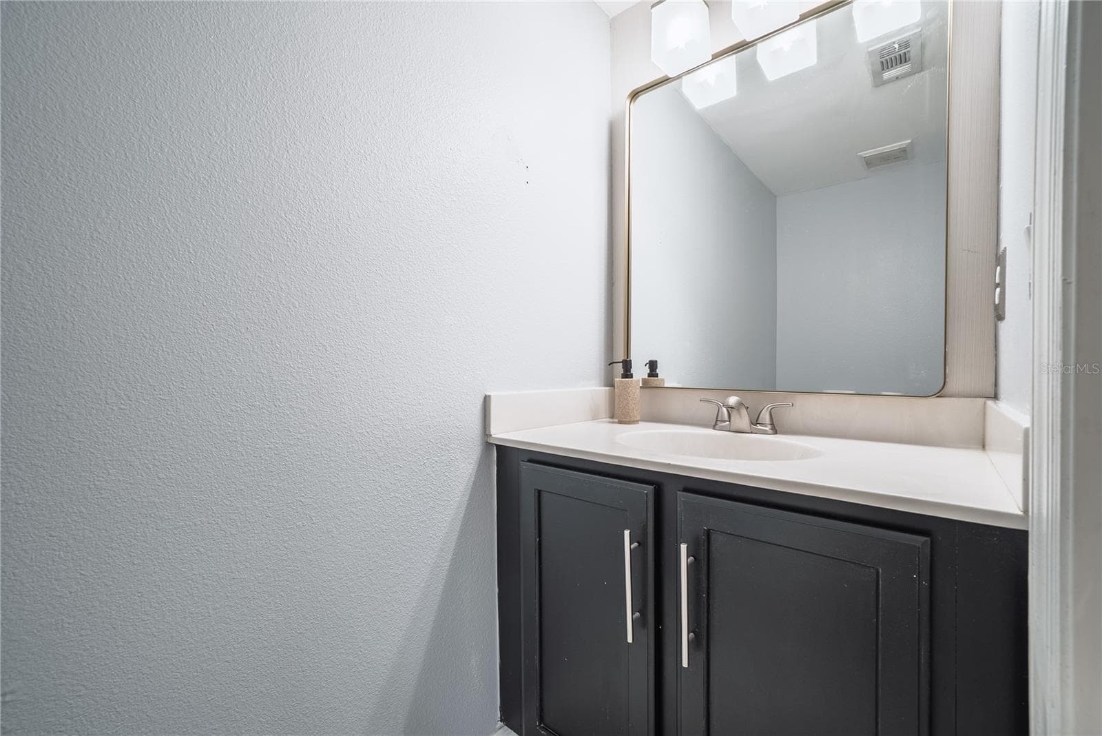 Half bathroom - 3209 ROMAINE CT, ORLANDO
