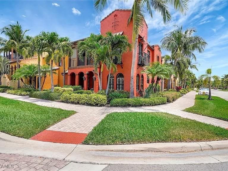11220 PASEO GRANDE BLVD #5204