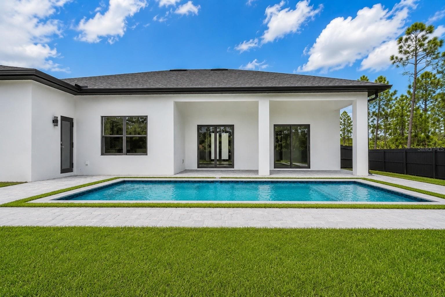 Pool and Patio Area - 1310 S WAPELLO ST, NORTH PORT