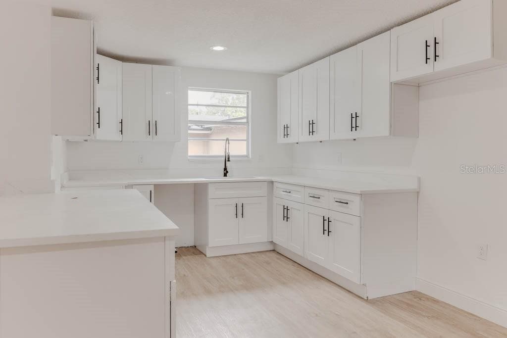 KITCHEN - 1255 PINE ST, ALTAMONTE SPRINGS